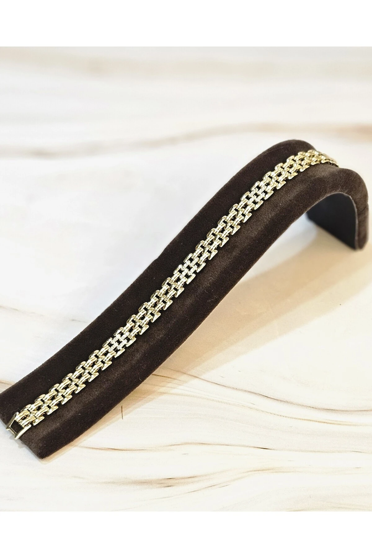 Taşlı Kordon Kararmayan Çelik Bileklik – Altın Renk Paslanmaz Çelik