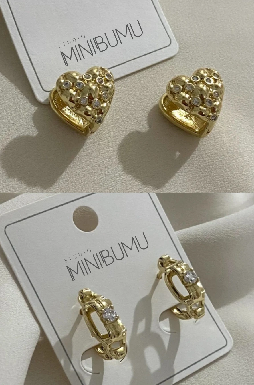 2 Çift Kalpli & Taşlı Kararmaz Çelik Altın Renkli Küpe Seti