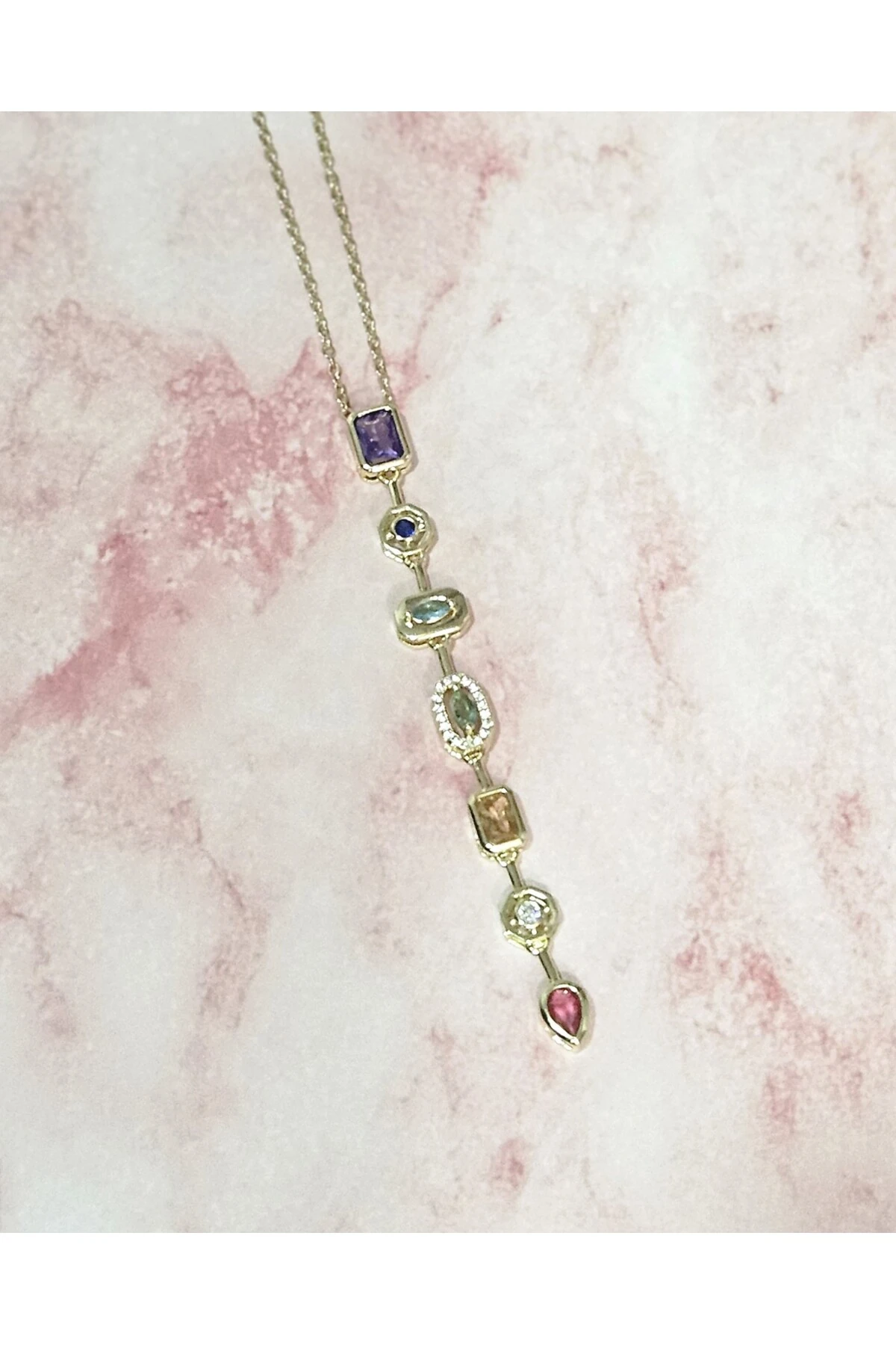 7 Element Çok Renkli Taşlı Kararmayan Çelik Kolye – Altın Renk Paslanmaz Çelik