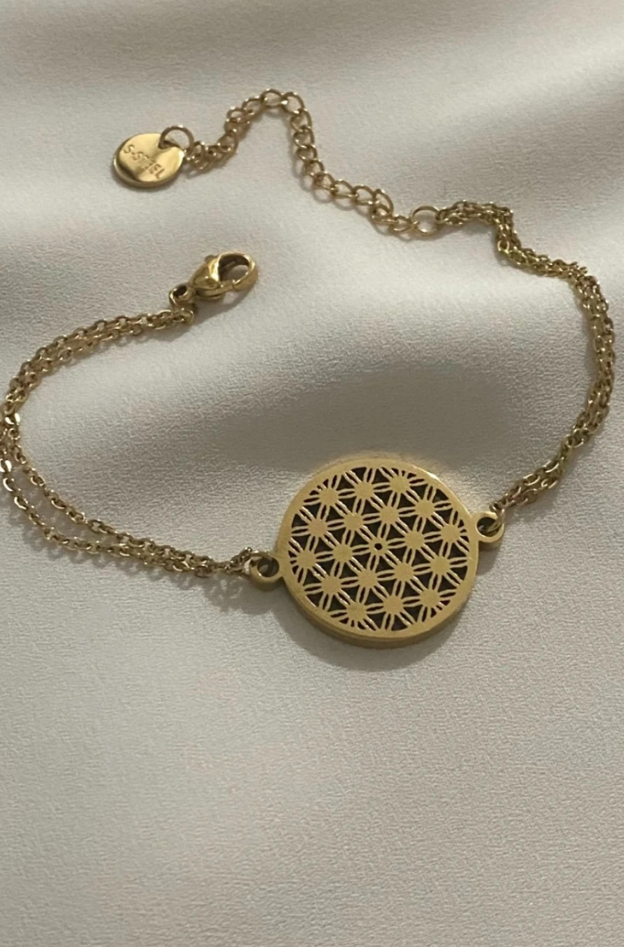 GEOMETRİK YUVARLAK KARARMAZ ÇELİK ALTIN RENKLİ BİLEKLİK