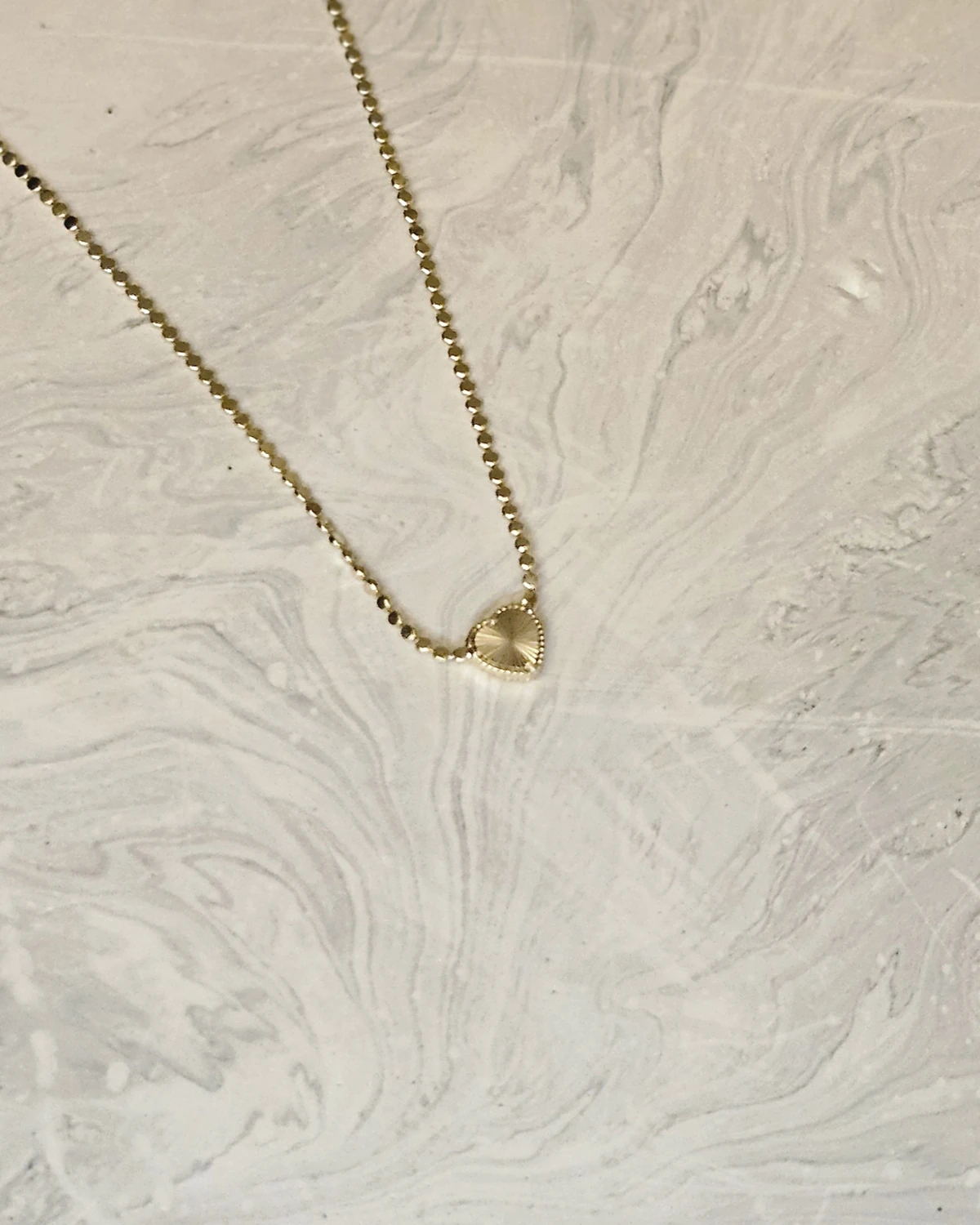 Lover’s Knot - Kalpli Altın Rengi Kolye