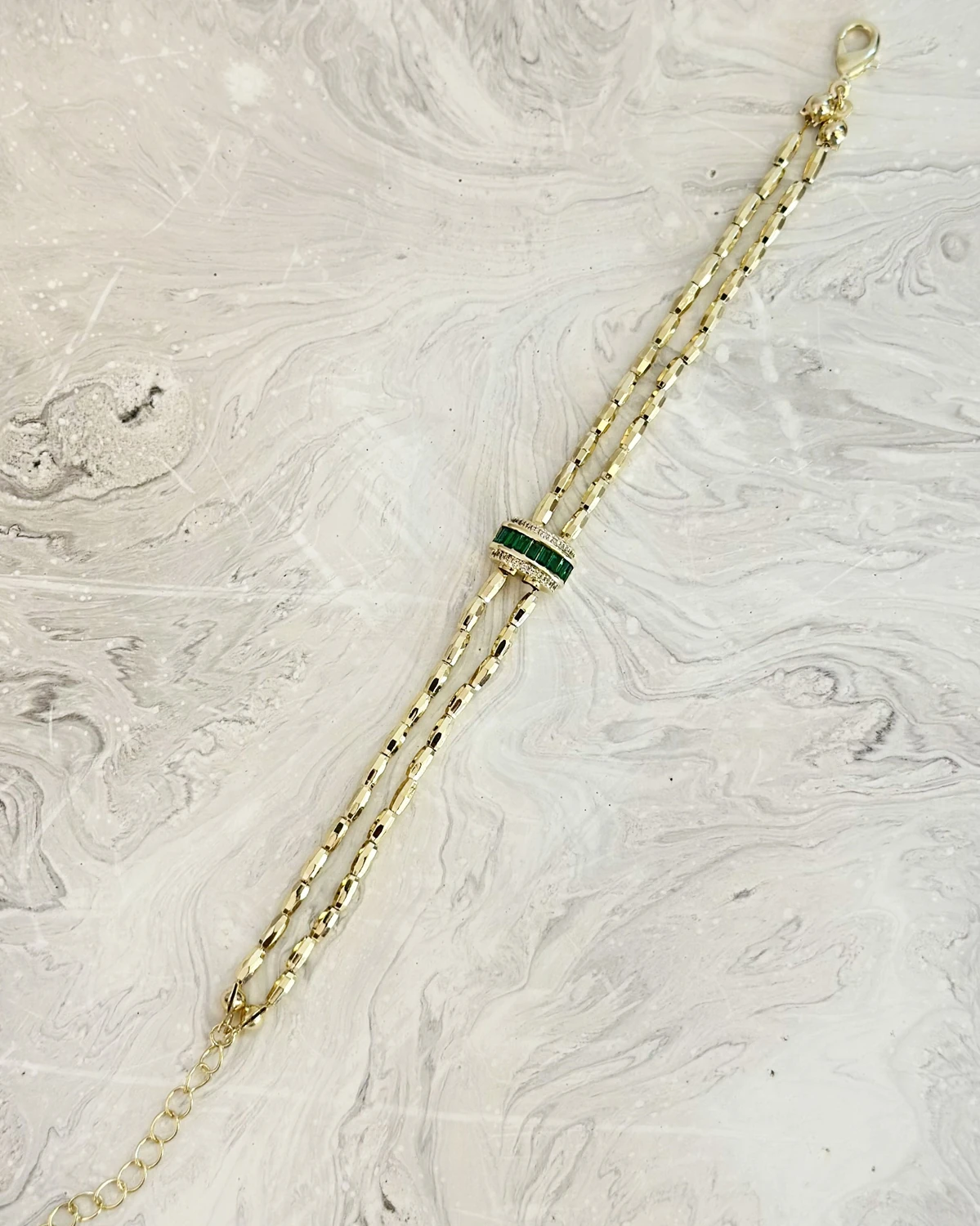 Emerald Link – Yeşil Taş Detaylı Zincir Bileklik
