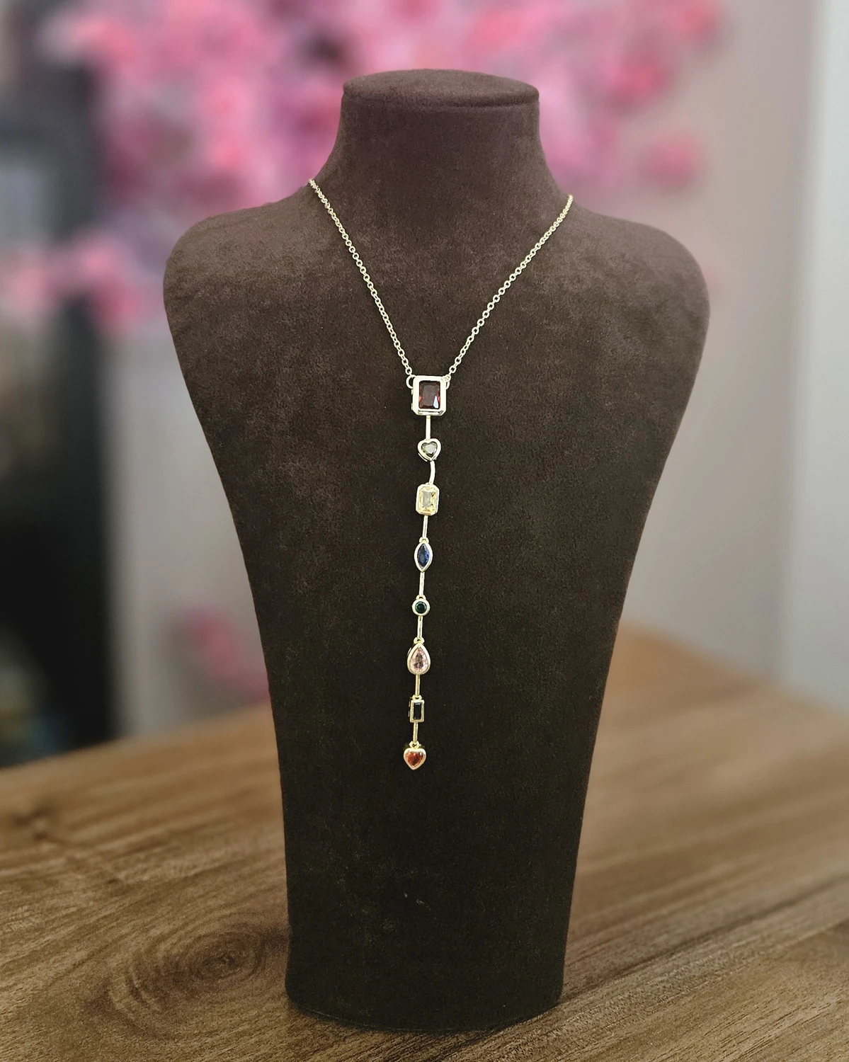 Element Y – 7 Taşlı VIRAL Y Kolye