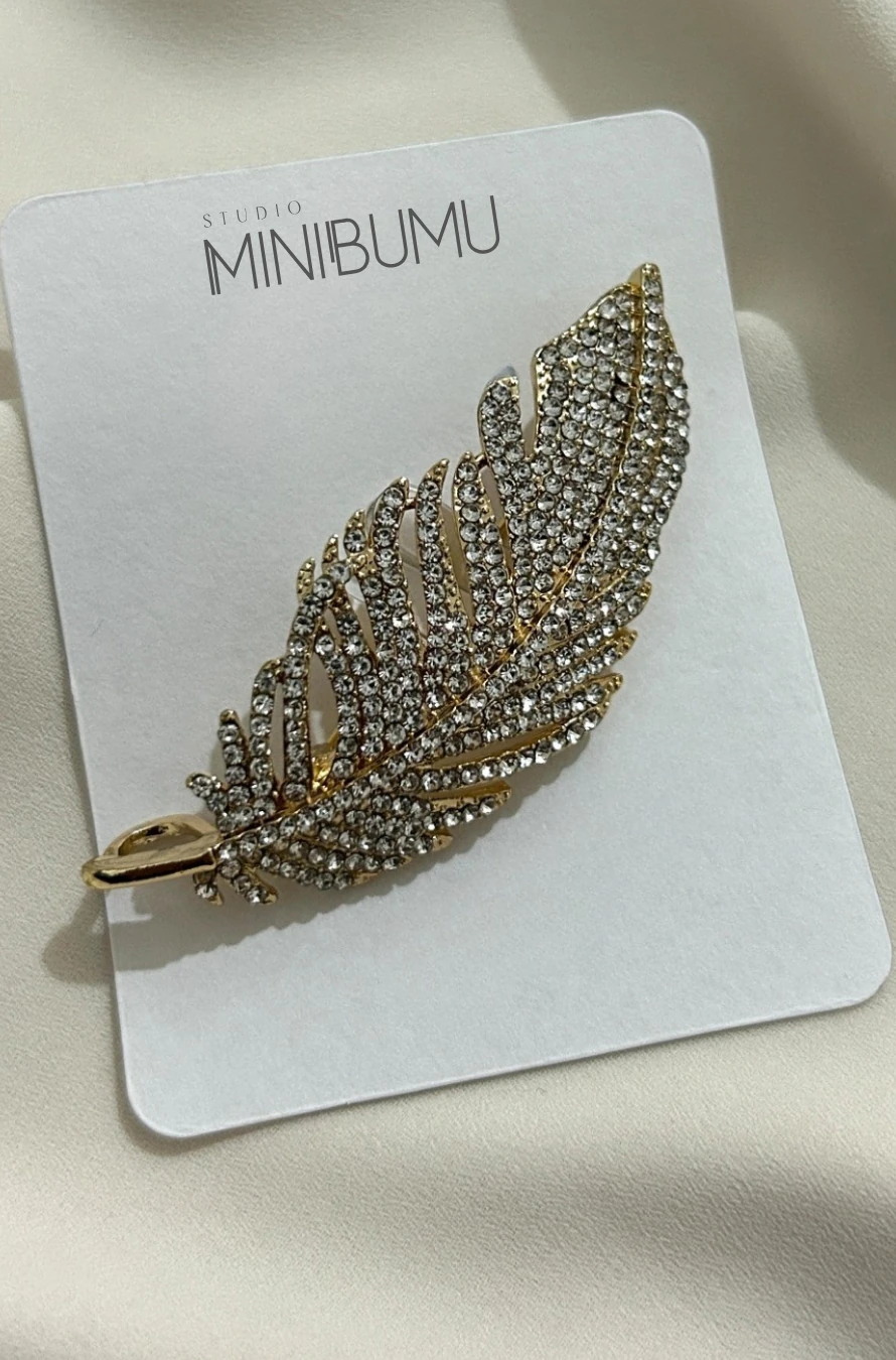 TAŞ DETAYLI YAPRAK MOTİF BROŞ