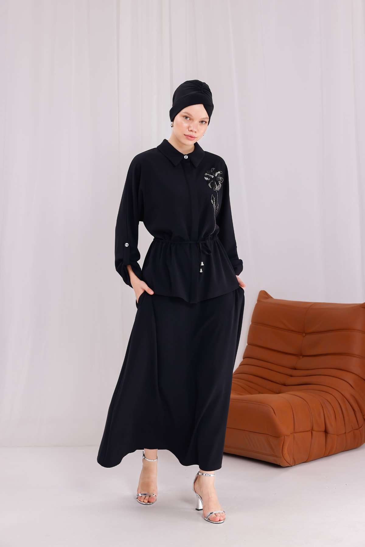 Fleur Desenli Nakış İşlemeli Kuşaklı Takım 3268