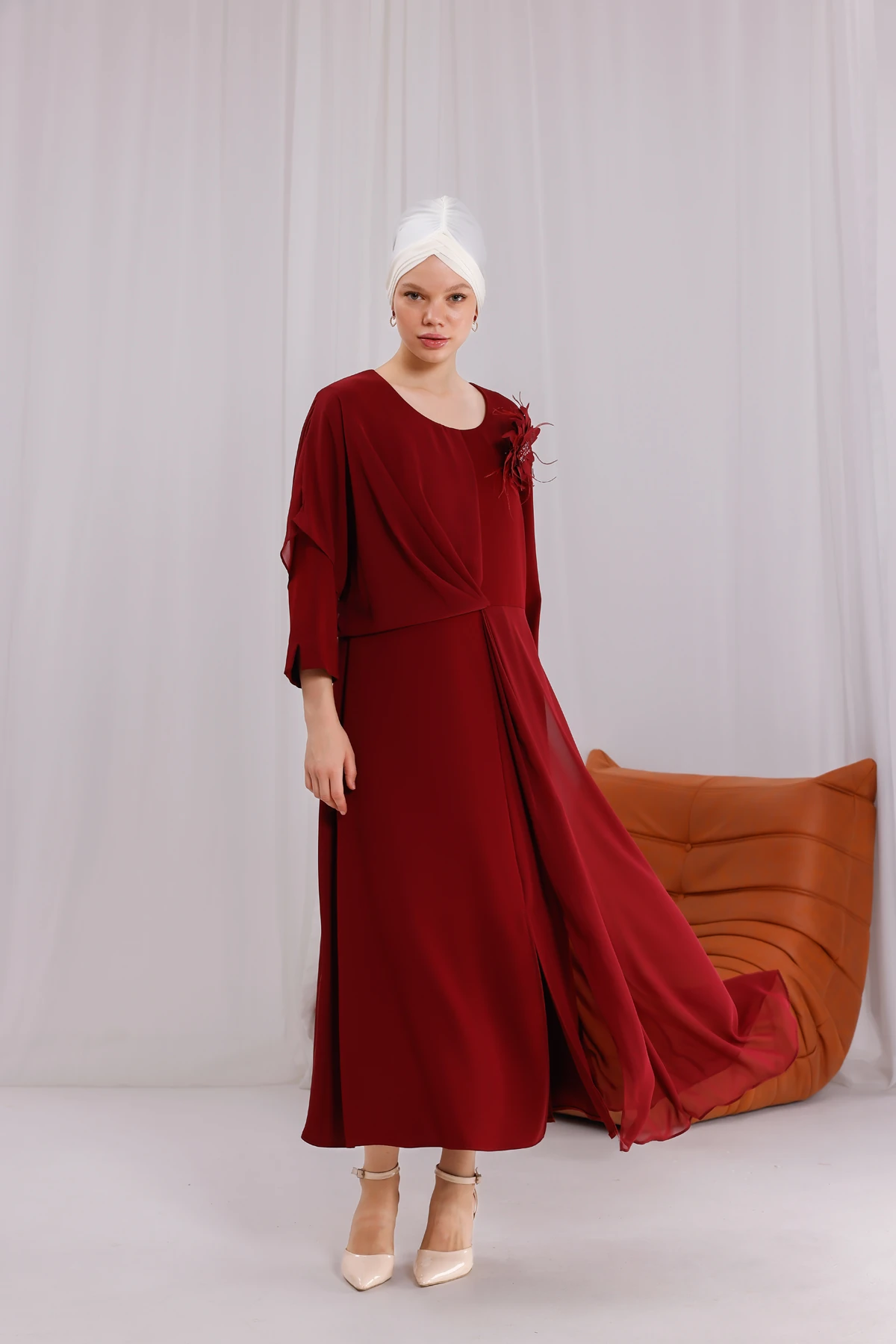 Flora Gül Aksesuar Detaylı Şifon Elbise 3262