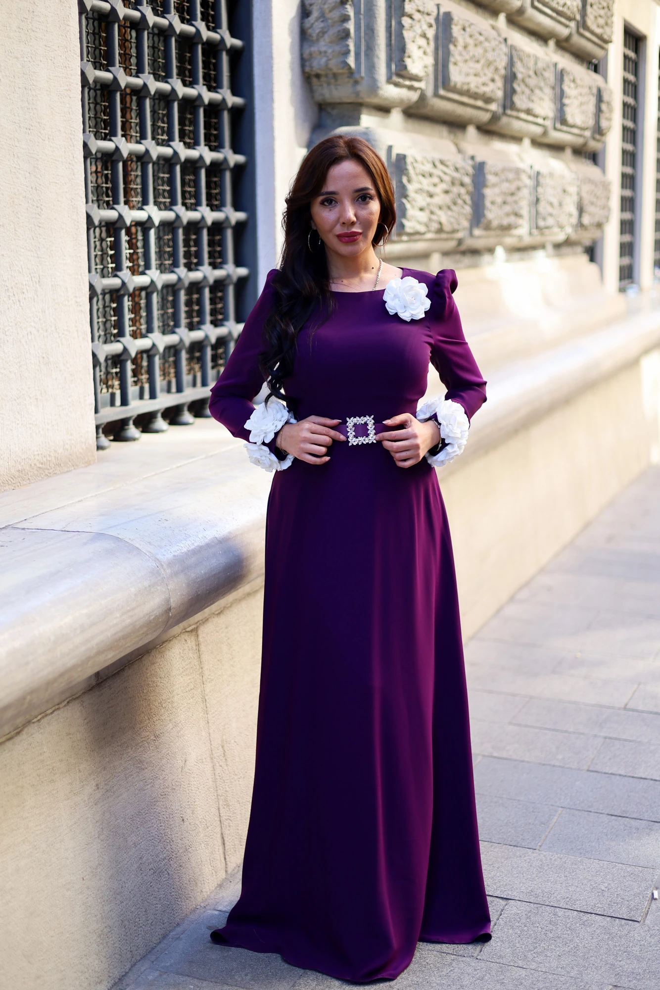 Gül Detaylı Uzun Elbise