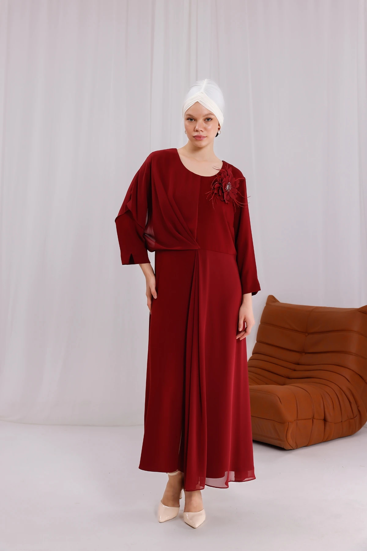 Flora Gül Aksesuar Detaylı Şifon Elbise 3262