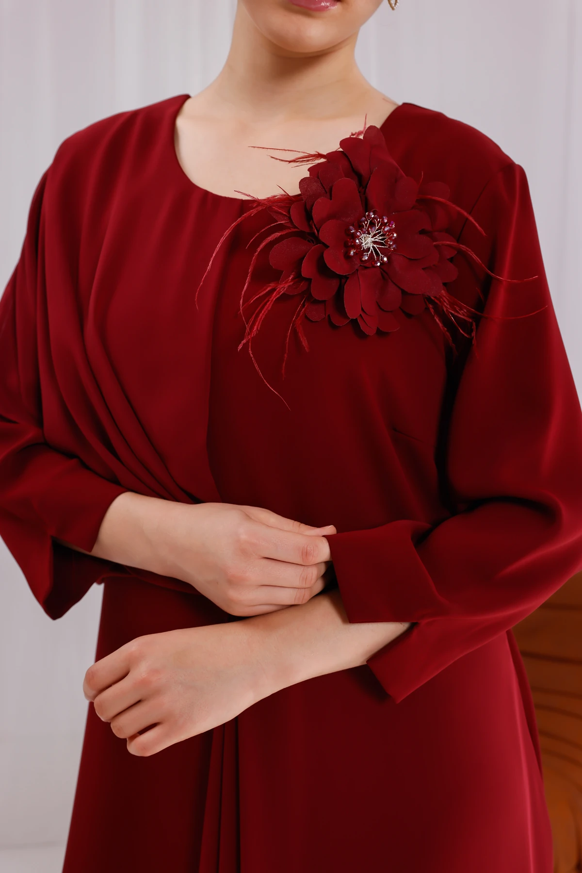 Flora Gül Aksesuar Detaylı Şifon Elbise 3262