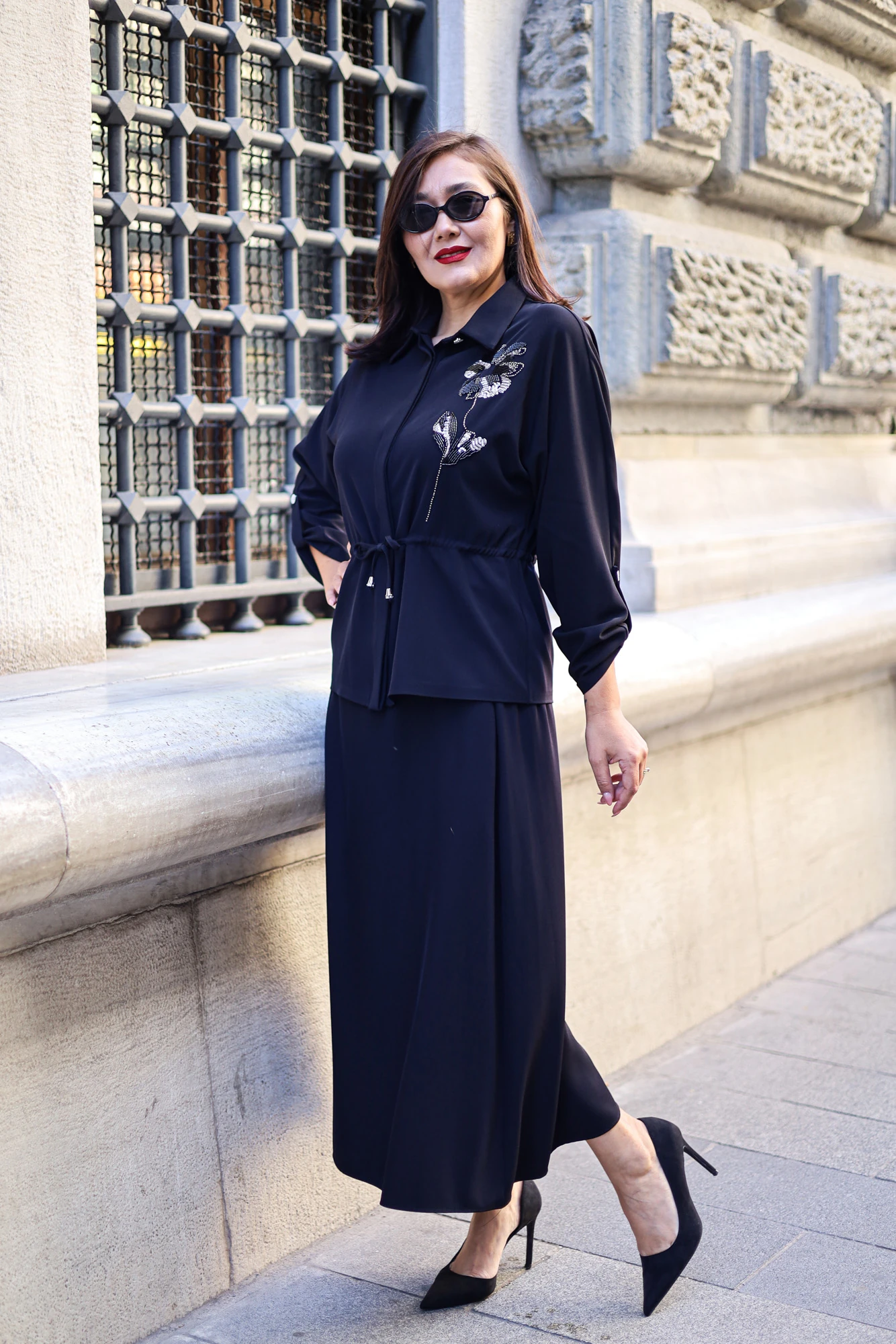 Fleur Desenli Nakış İşlemeli Kuşaklı Takım 3268 - Siyah