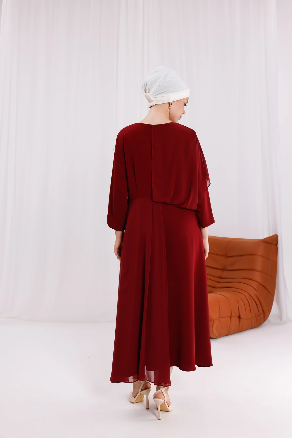 Fleur Desenli Nakış İşlemeli Kuşaklı Elbise 3263