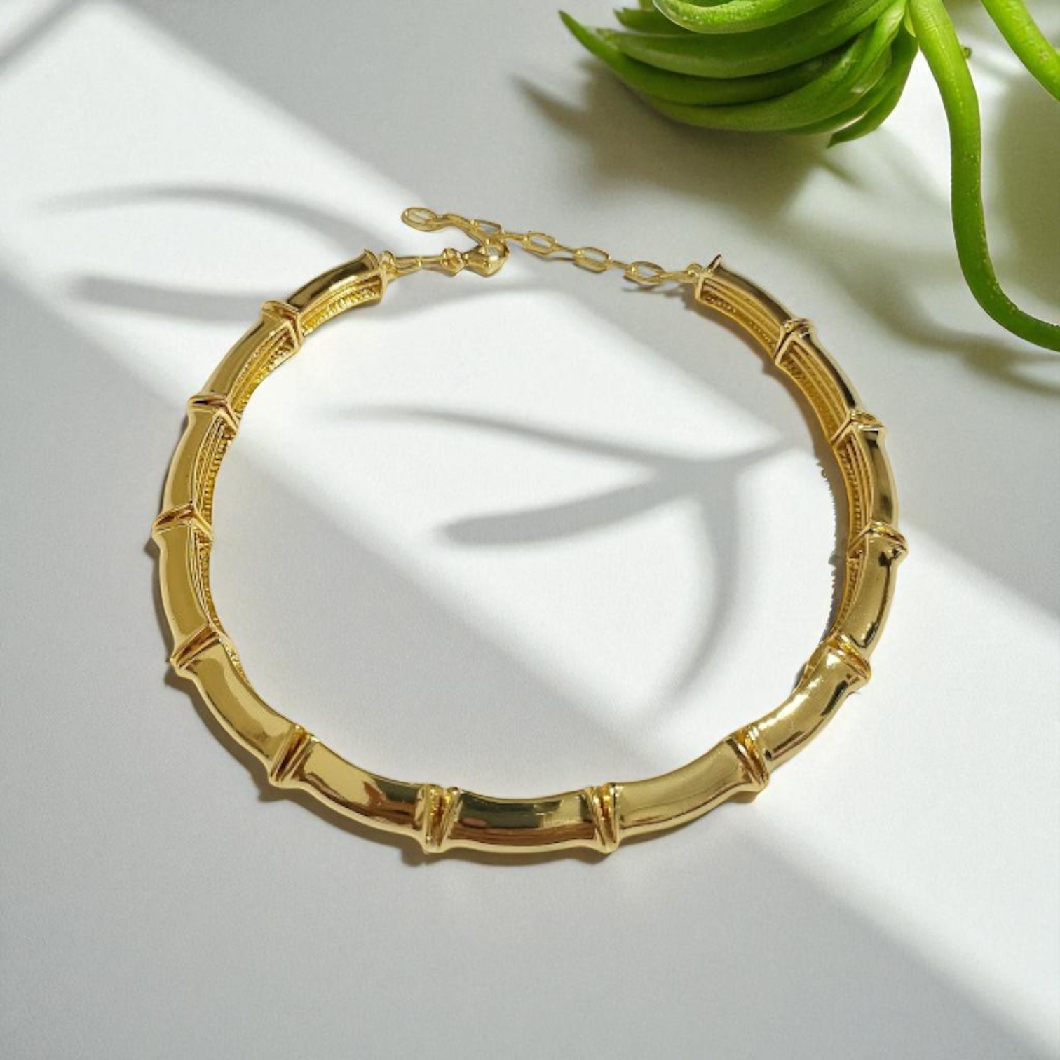 Thick Plain Bamboo Choker