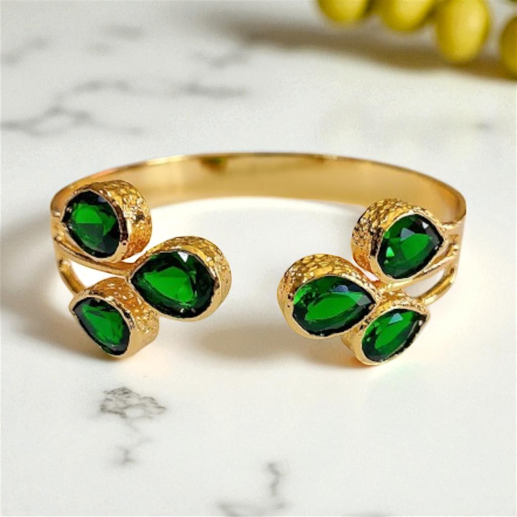 Gold Plated Zircon Drop Stone Set