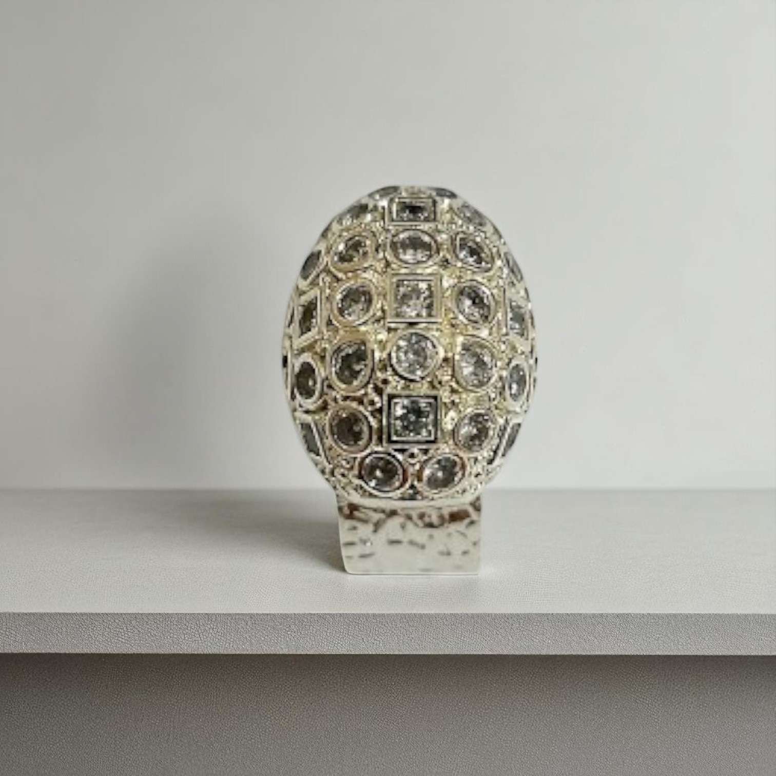 Gümüş Geo Model Zirkon Taşlı Bombe Model Yüzük