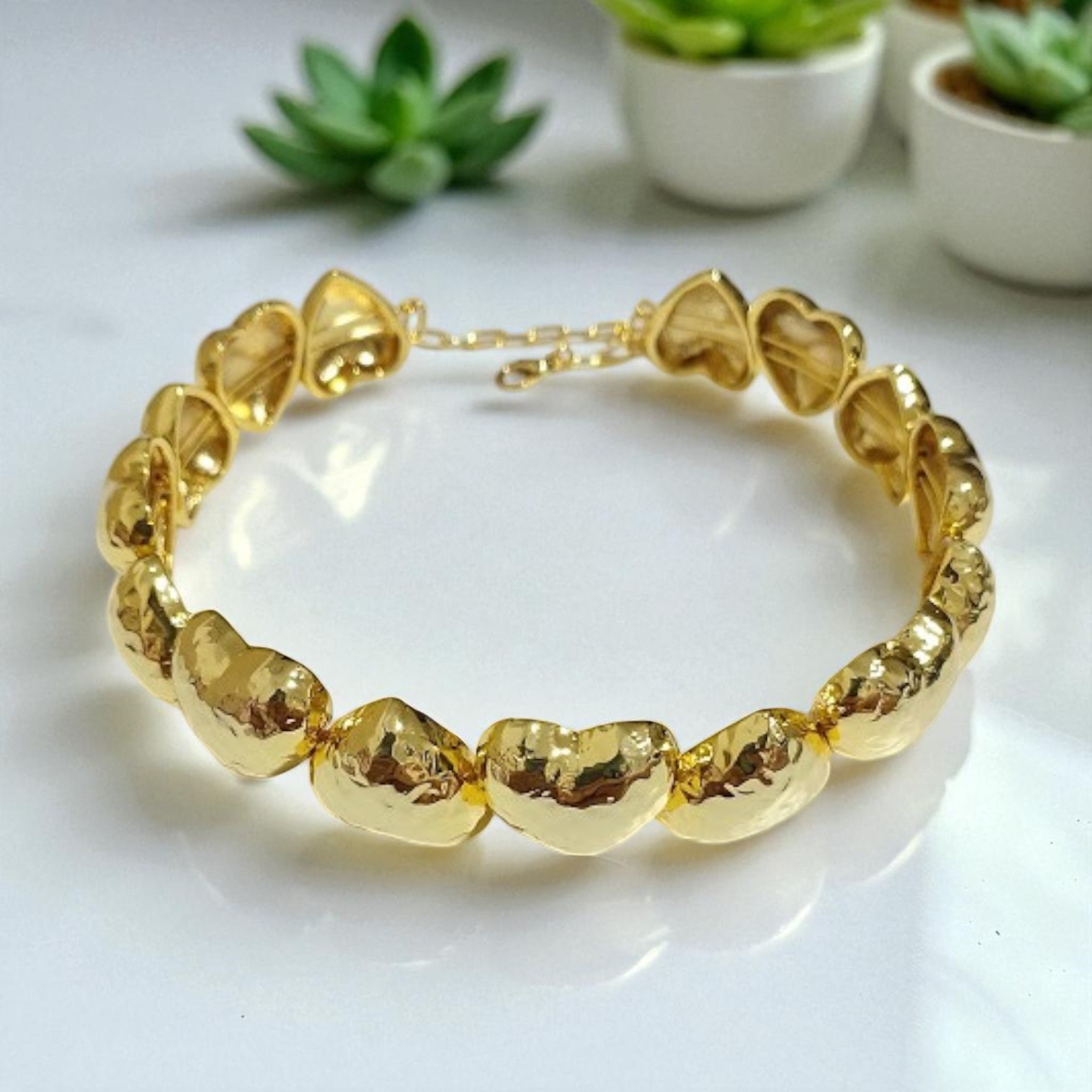 Altın Kaplamalı Sade Kalp Model Choker