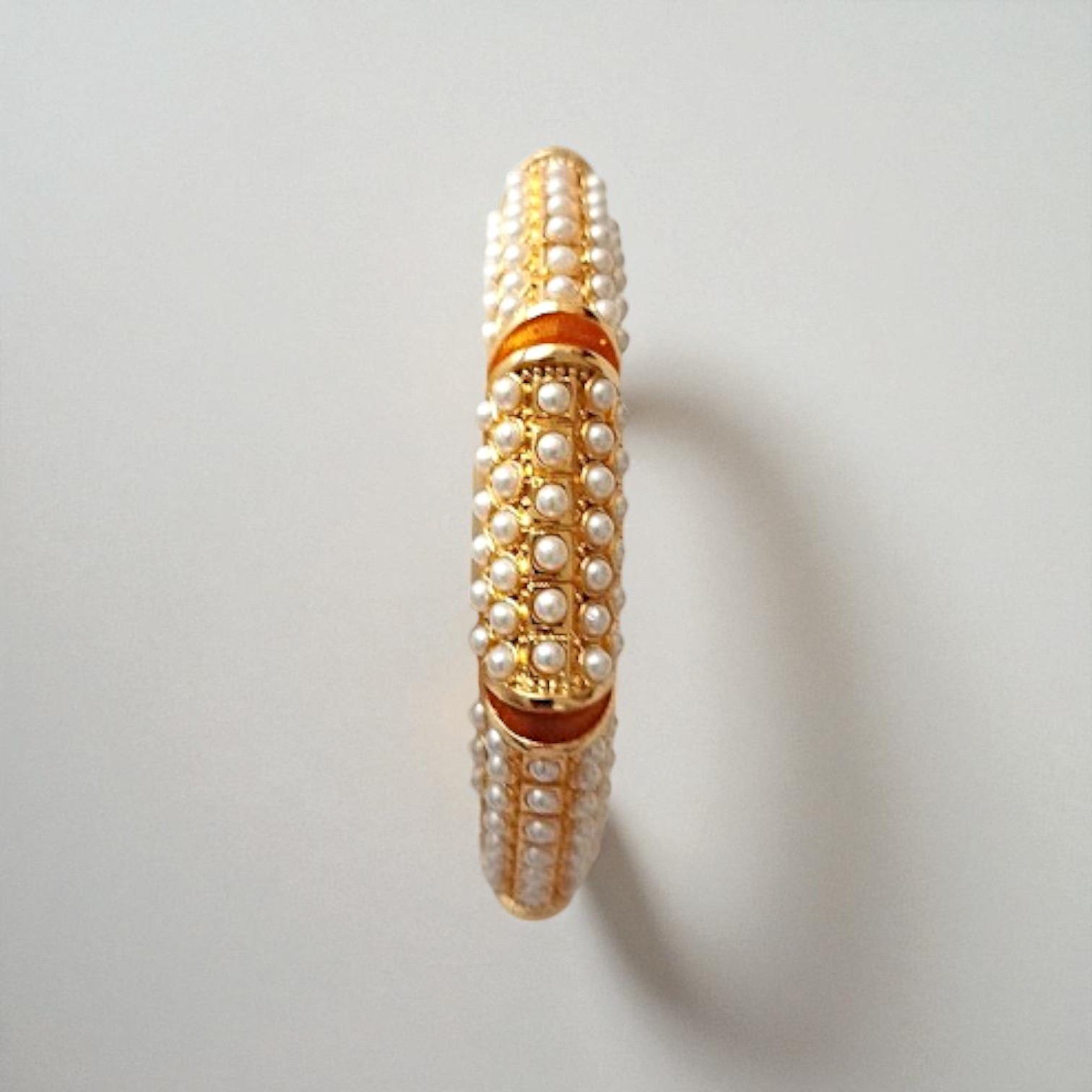 Bamboo Model Bracelet with Geometric Patterns and Pearl Details