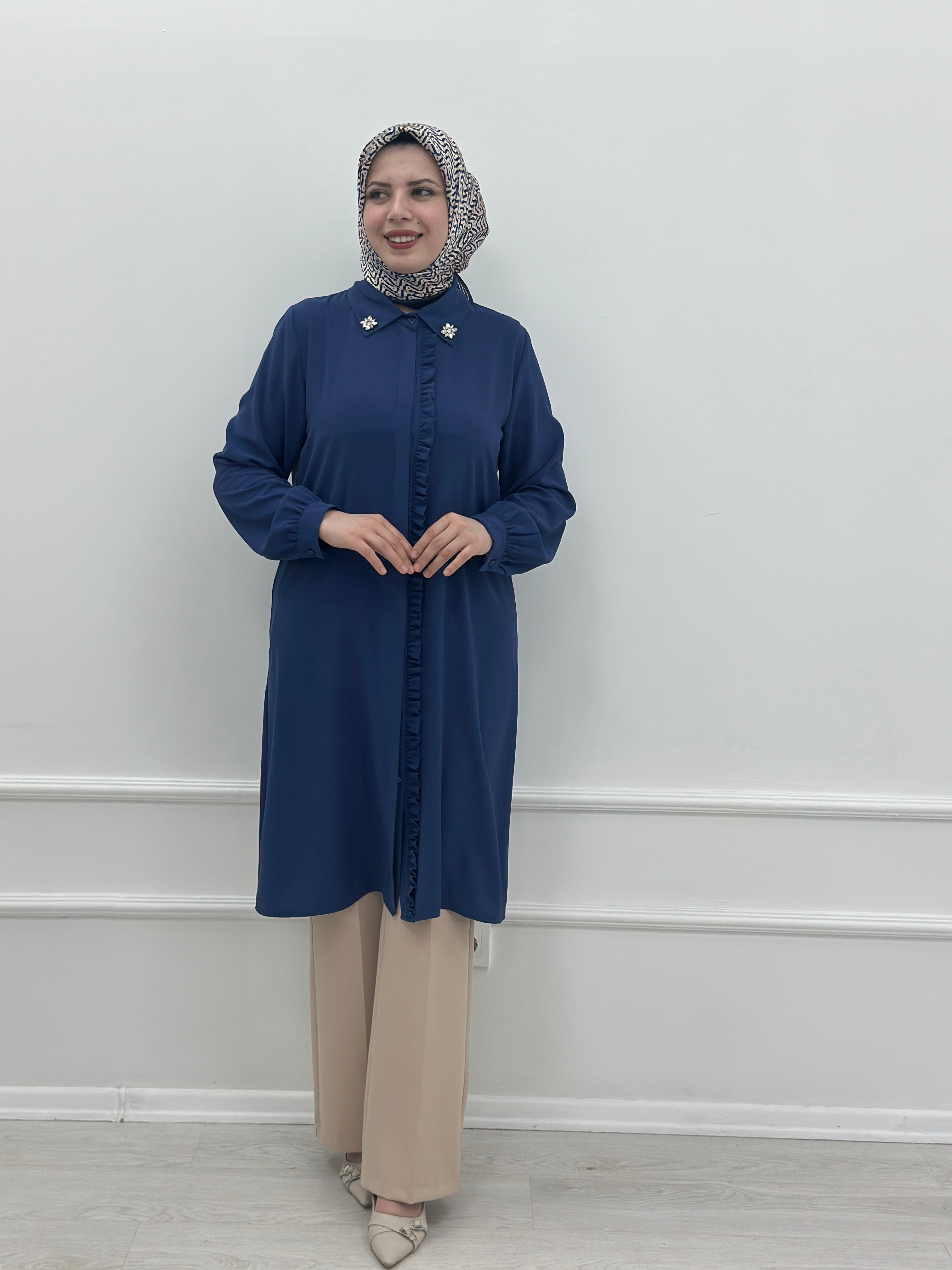 Patı Fırfırlı Taşlı Tunik A4909