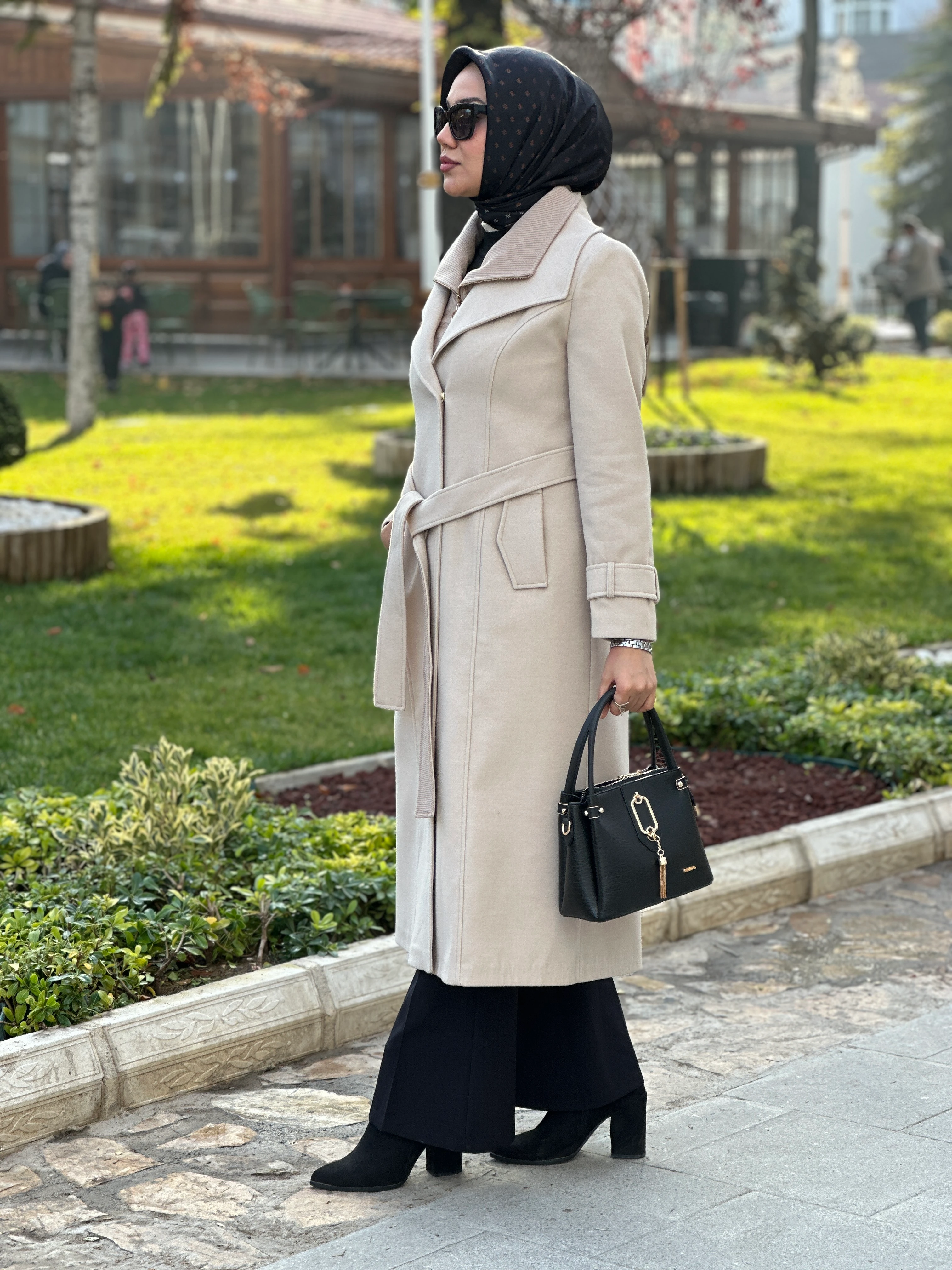 Zühre Çift Yaka Kaban 0219