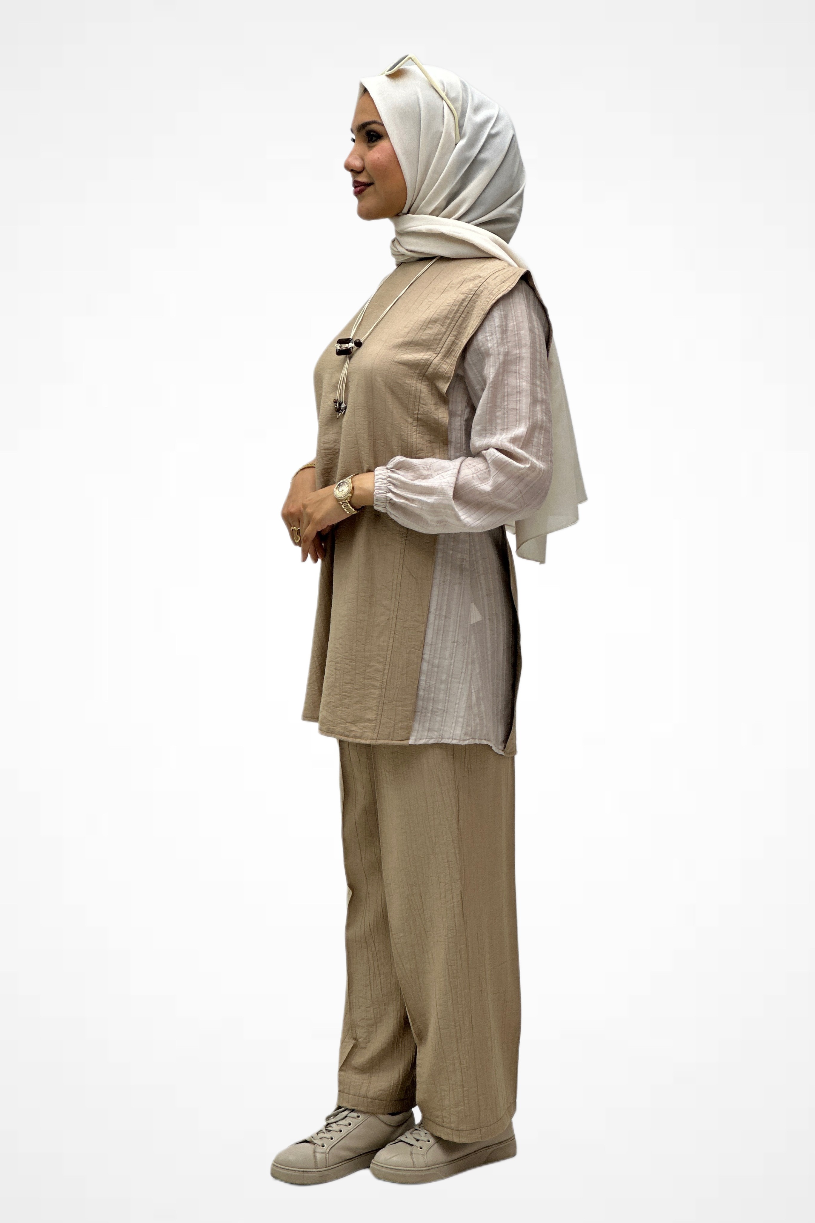 Kolyeli Takım 2054
