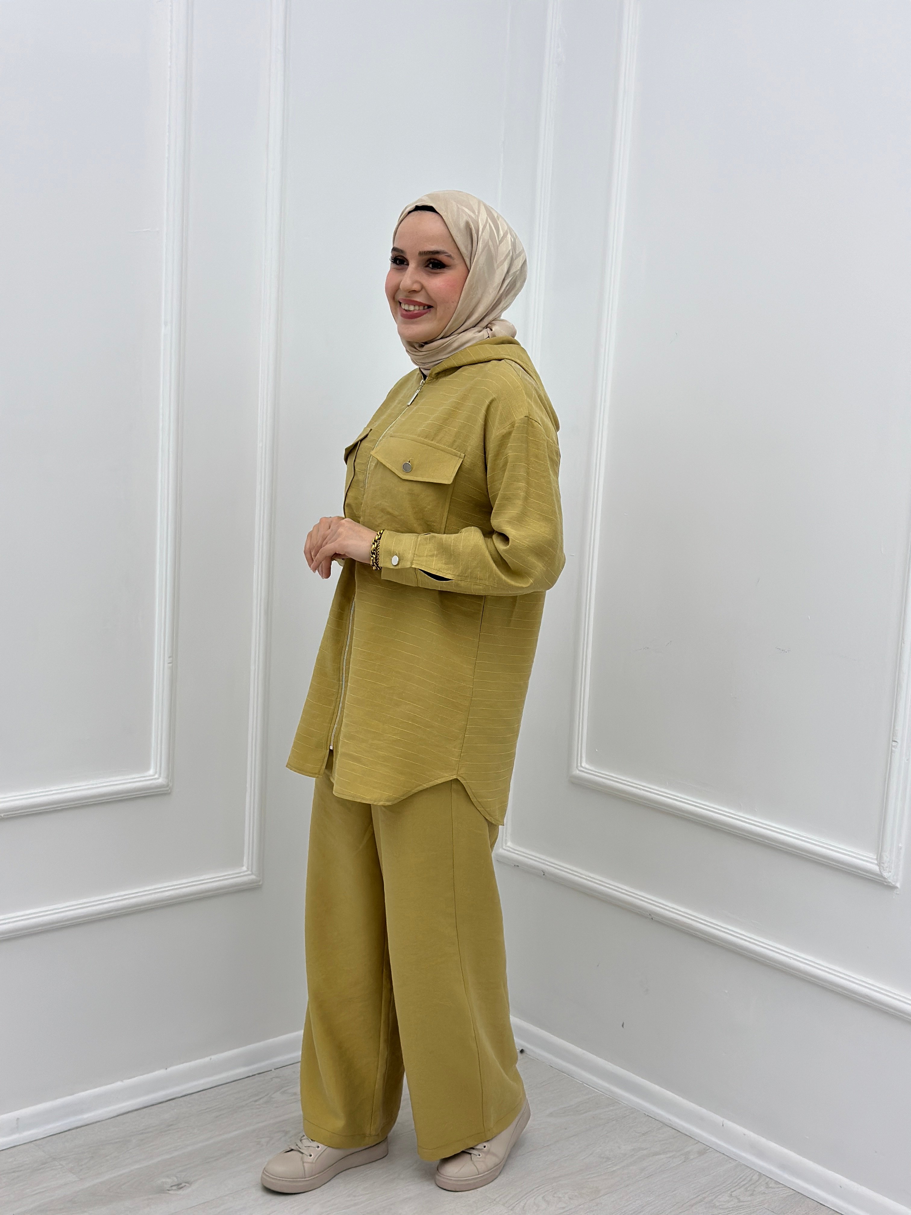 Kapşonlu Bayan Spor Takım A5068