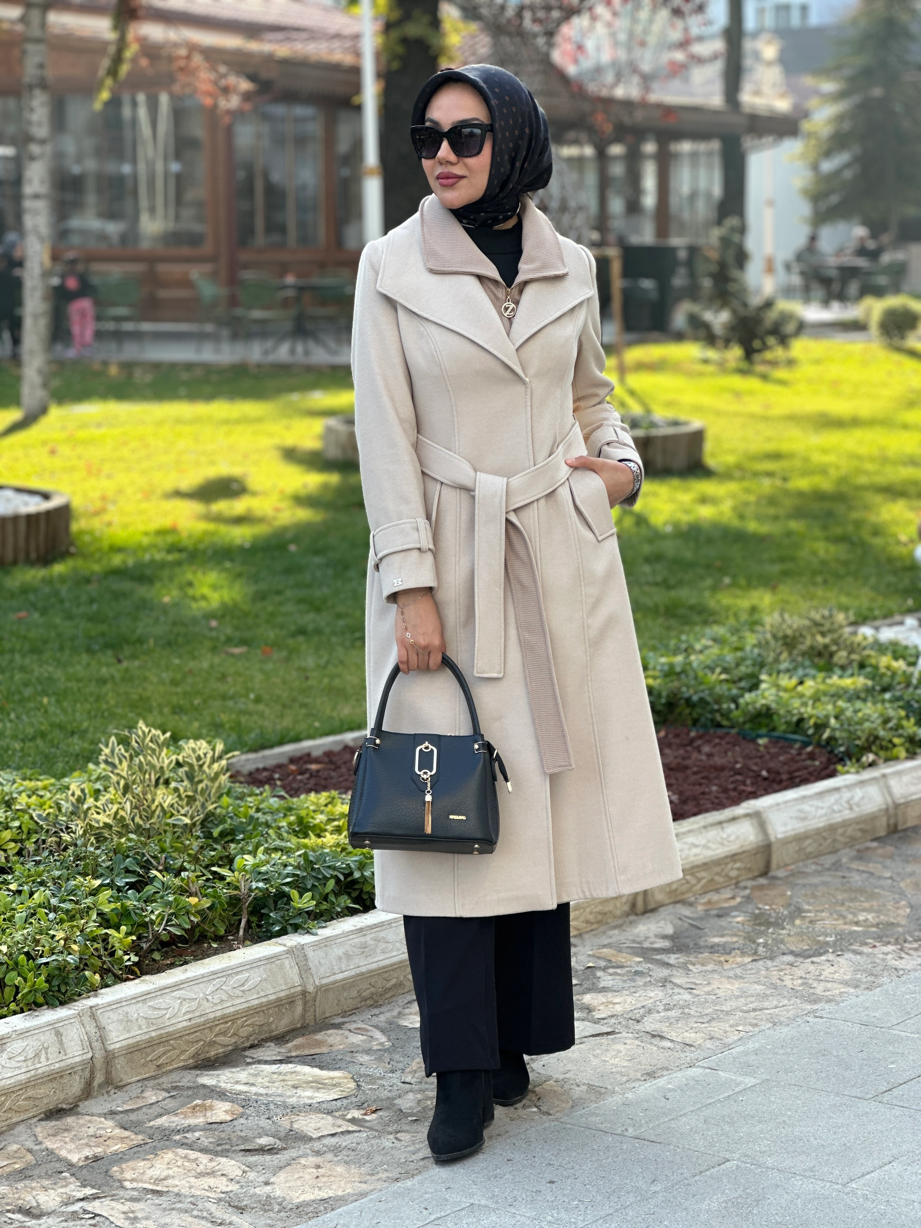 Zühre Çift Yaka Kaban 0219