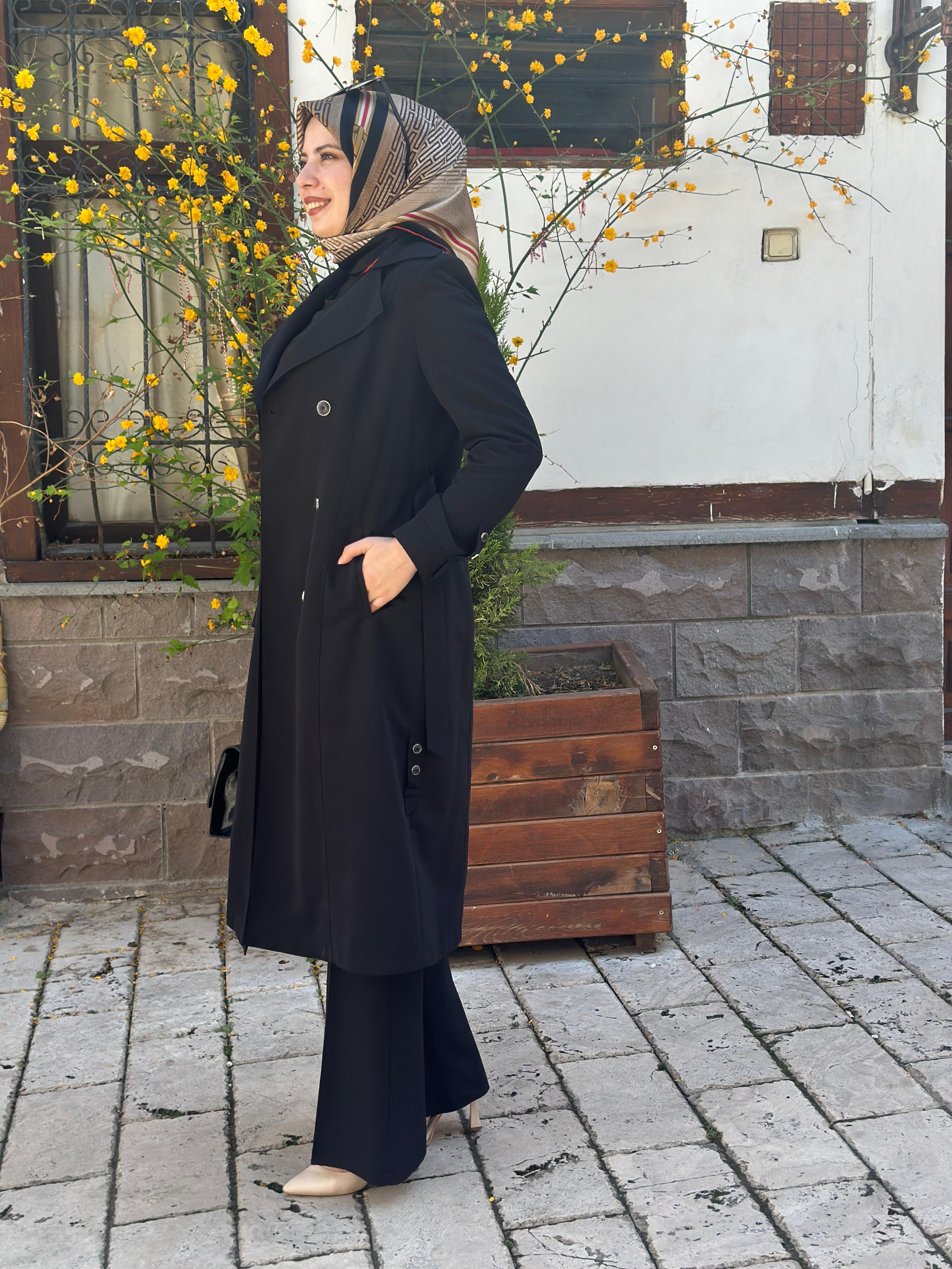 Manşeti Düğmeli Trenç TK359