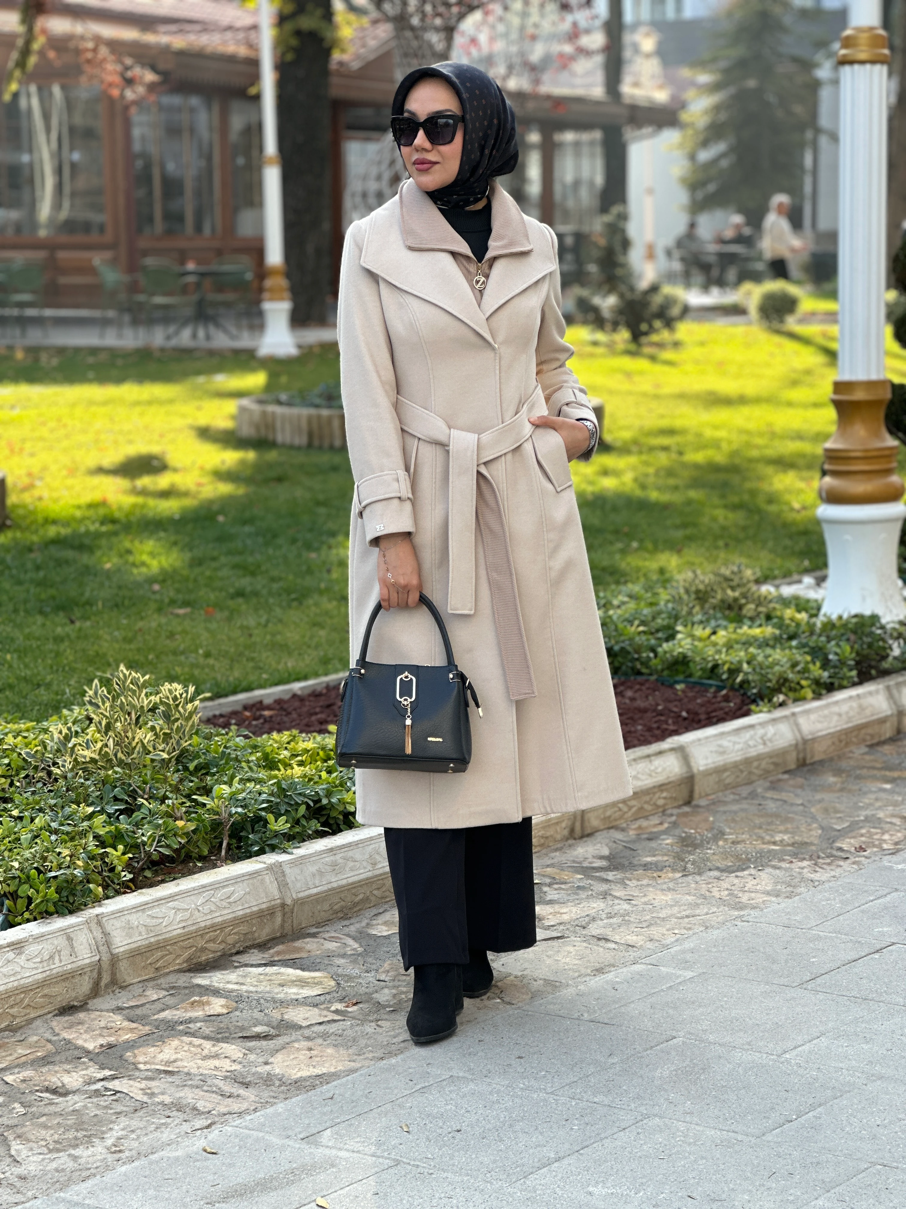 Zühre Çift Yaka Kaban 0219