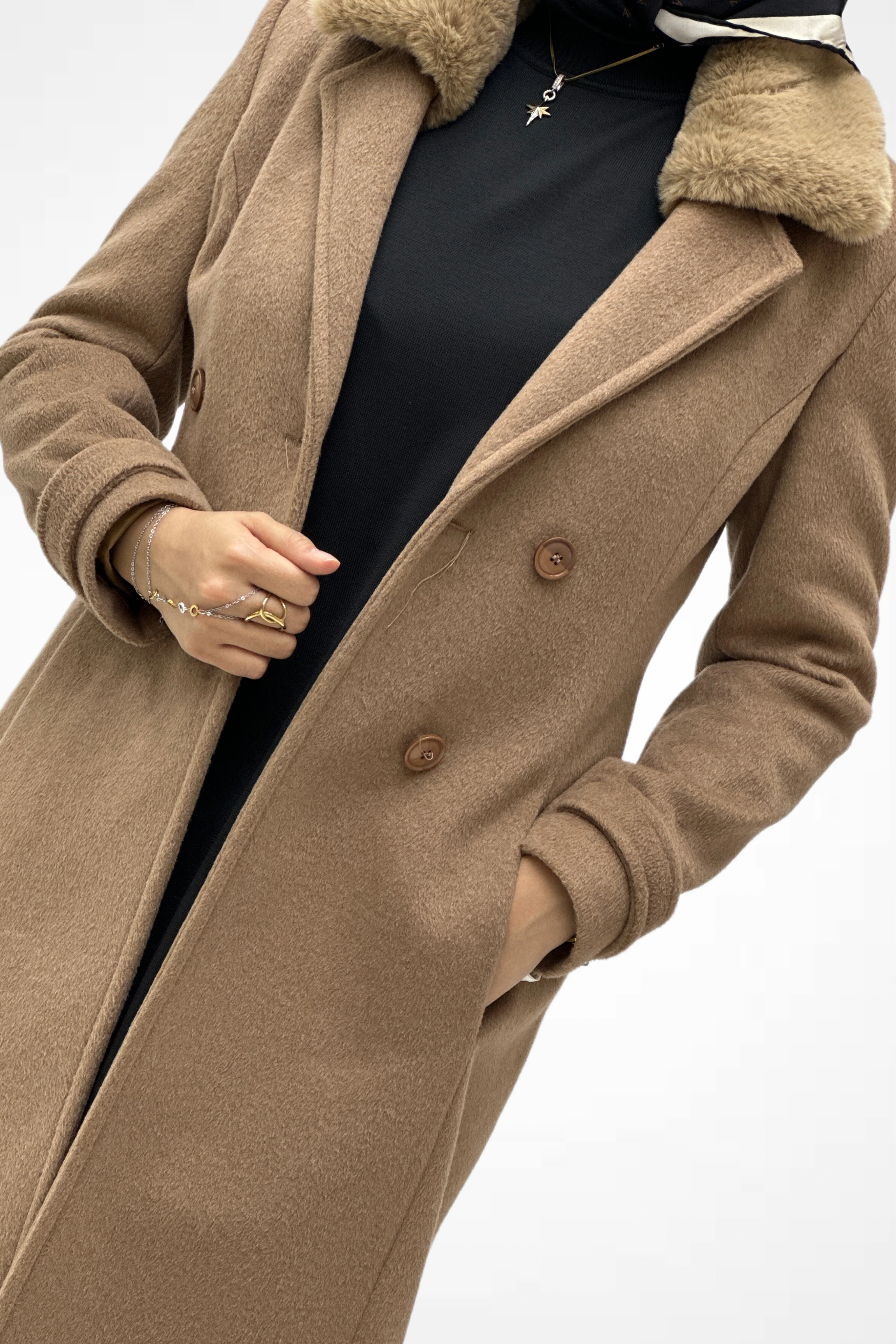 Bel Apoletli Kaban  23608