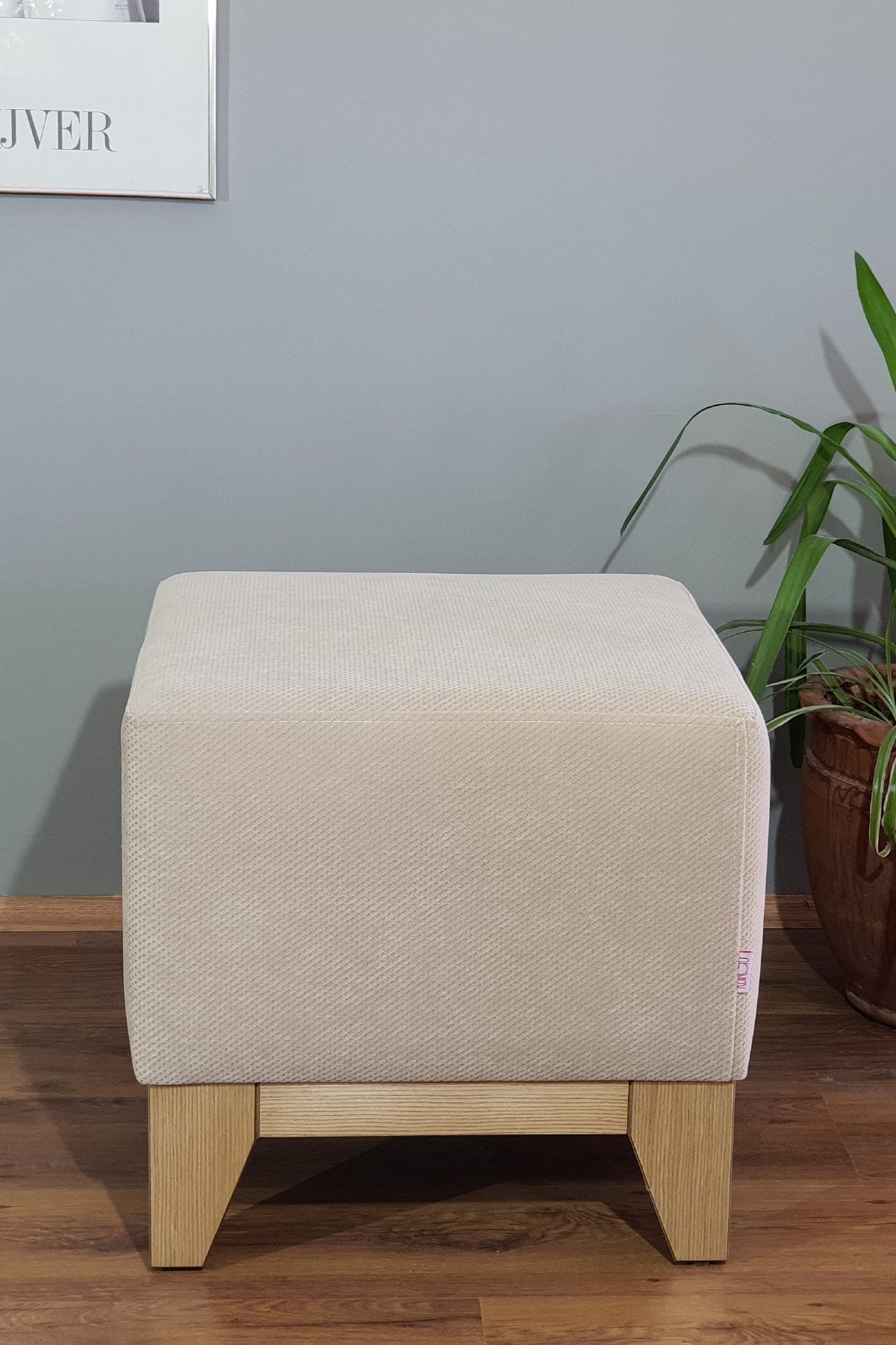 Kare Puf 46 X 46 - Krem