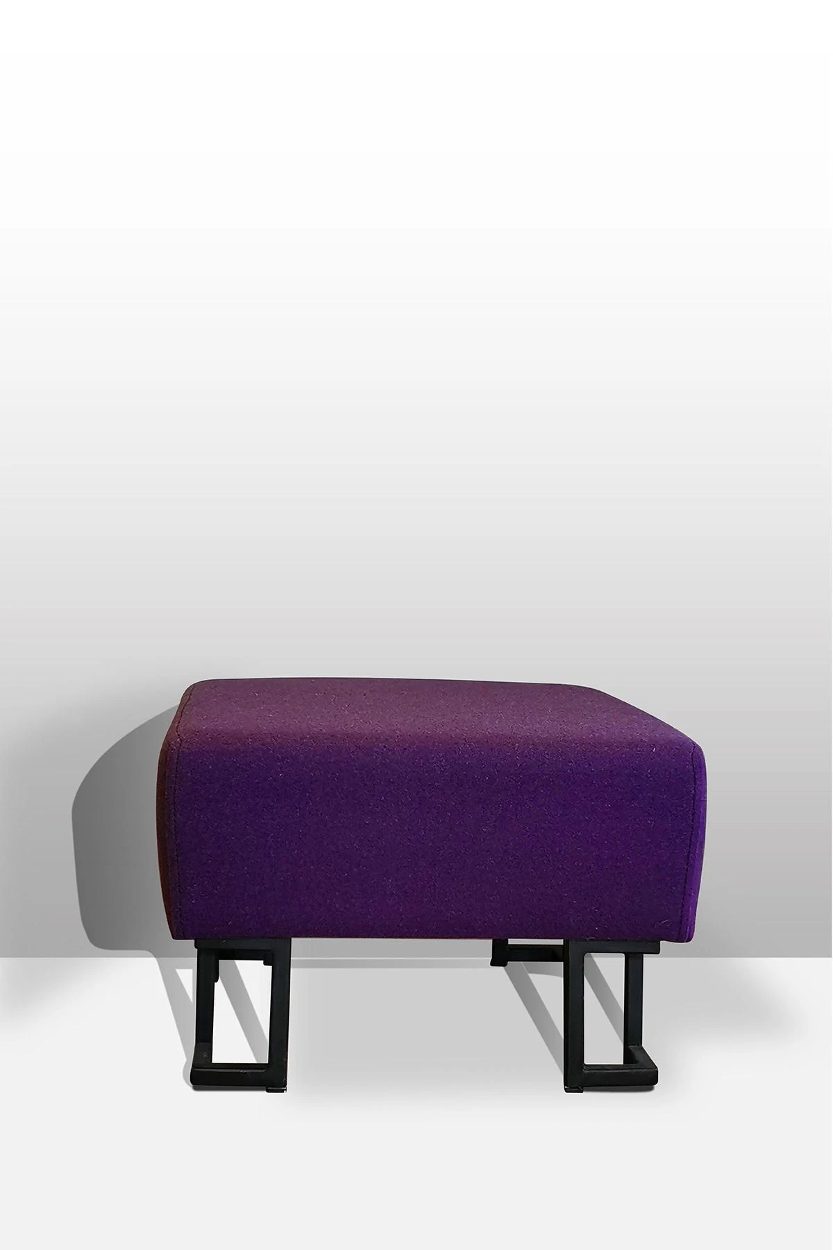 Metal Ayaklı Kare Puf