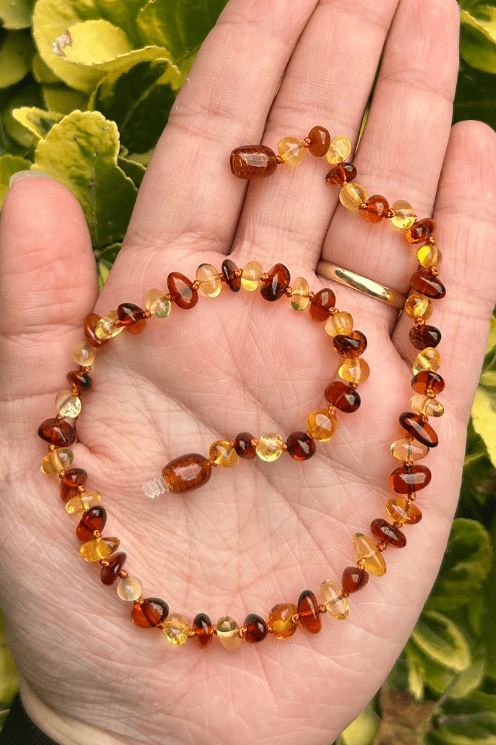 Kehribar Bebek Kolyesi Naturel Kesim Konyak Limon