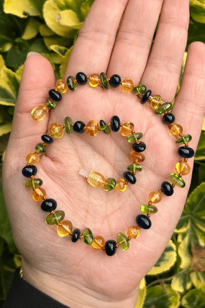 Kehribar Bebek Kolyesi Naturel Kesim Karayip Safir Model