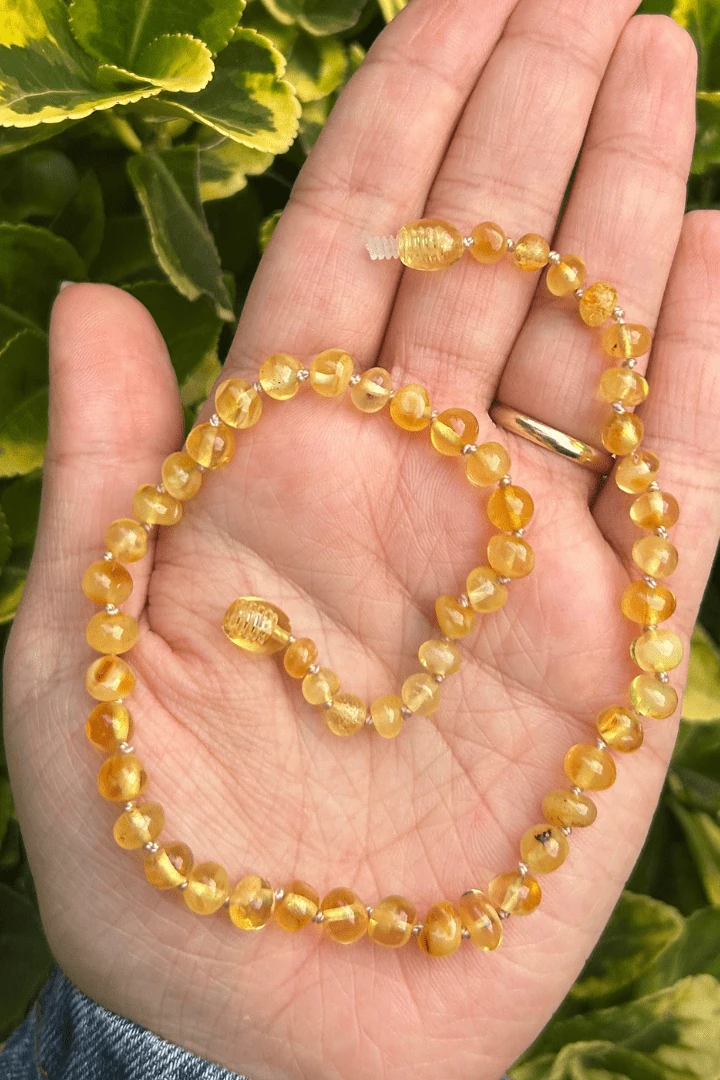 Kehribar Bebek Kolyesi Seccar Model