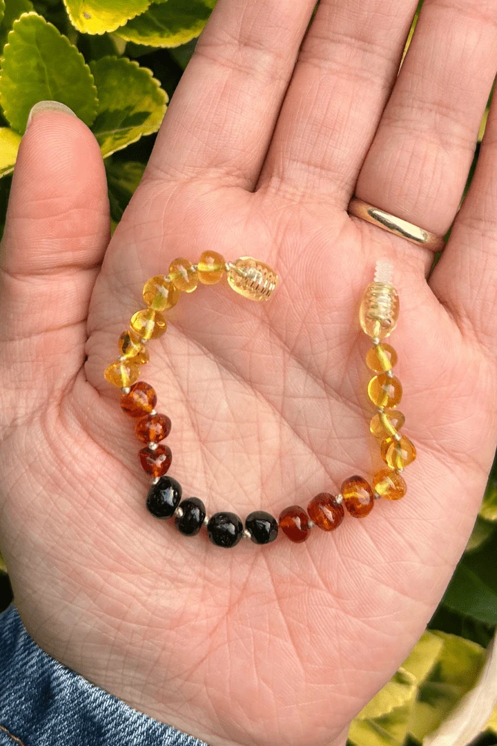 Kehribar Bebek Bilekliği Renk Süzme Model