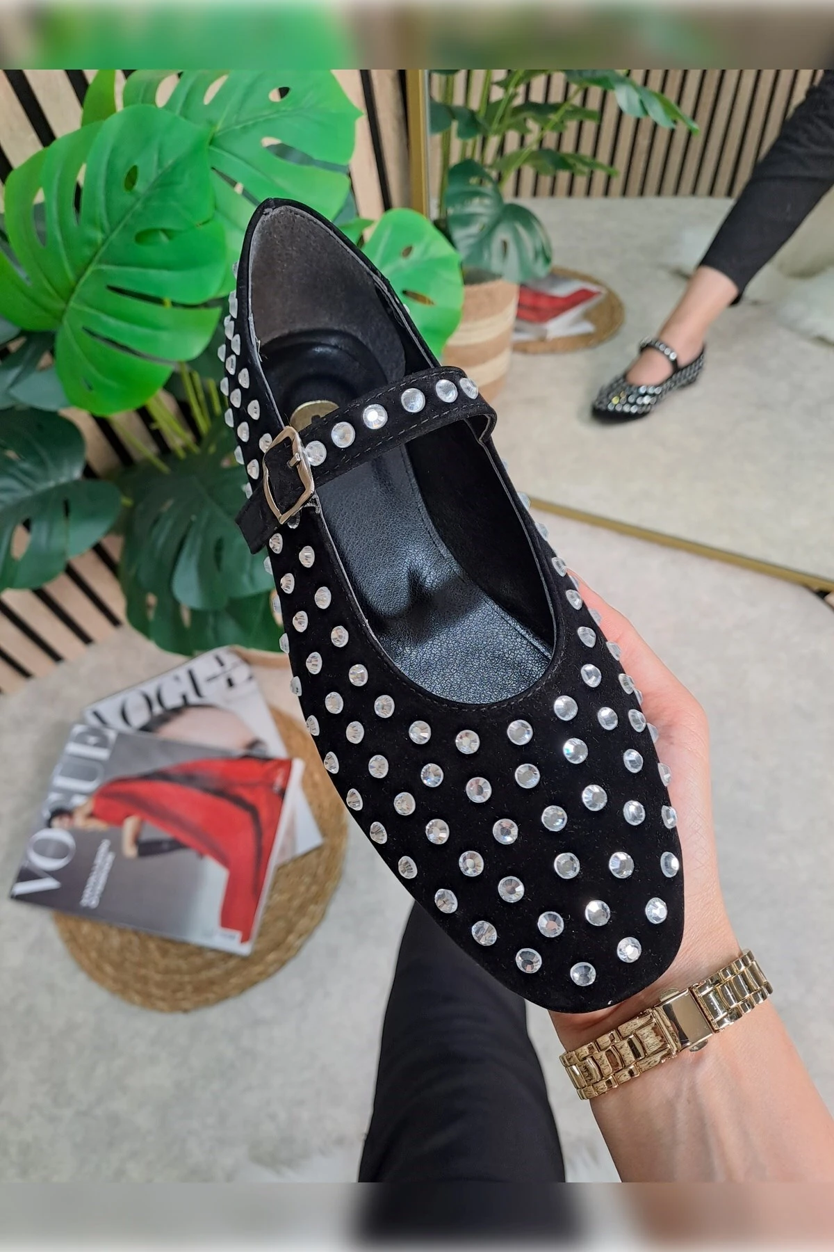 Günlük Kadın Babet Ayarlanabilir Tokalı Tek Bant Kısa Topuk Küt Burun Taşlı Ayakkabı 301