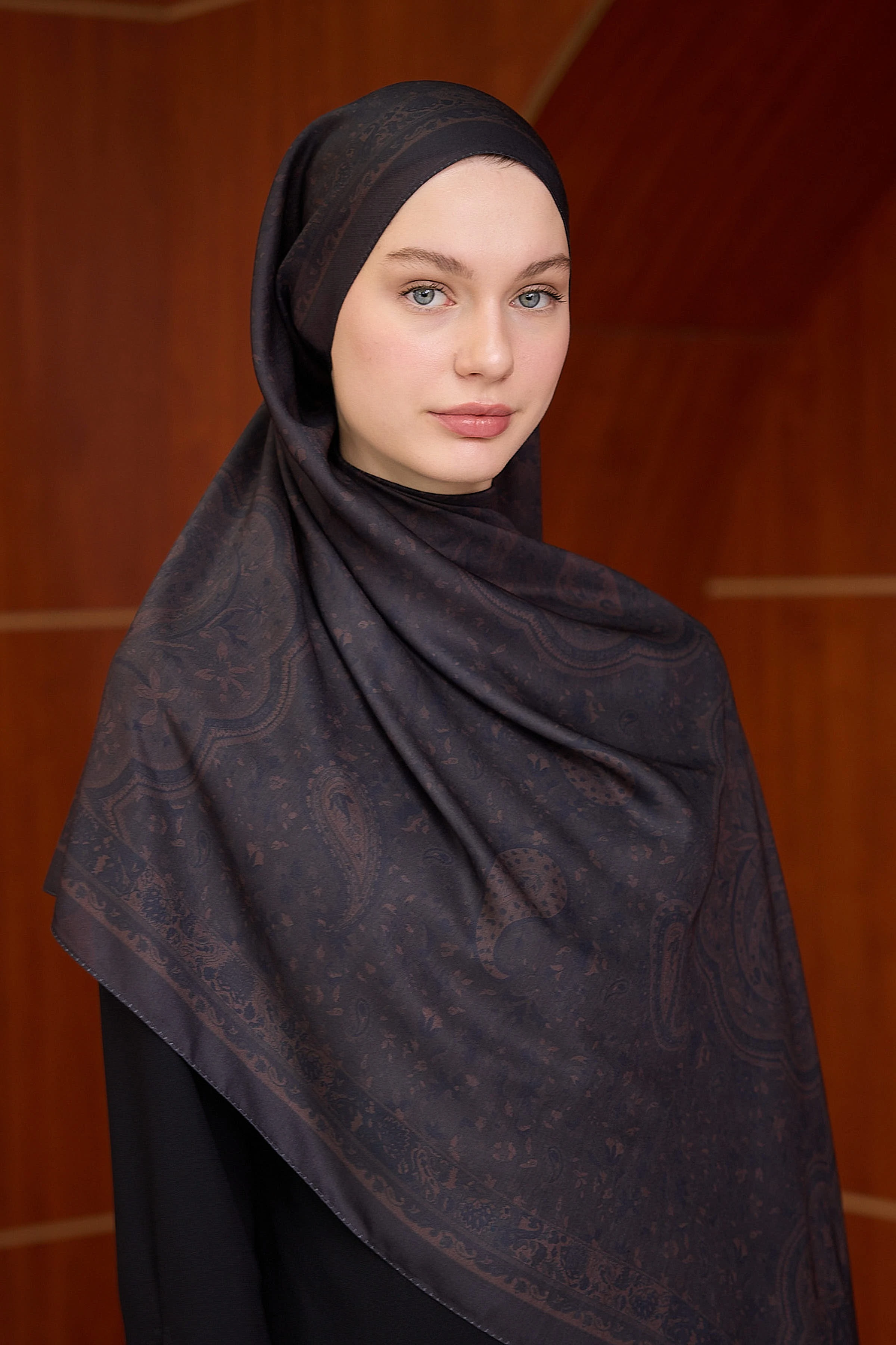 Winter Bloom Soft Şal 3070 - Siyah