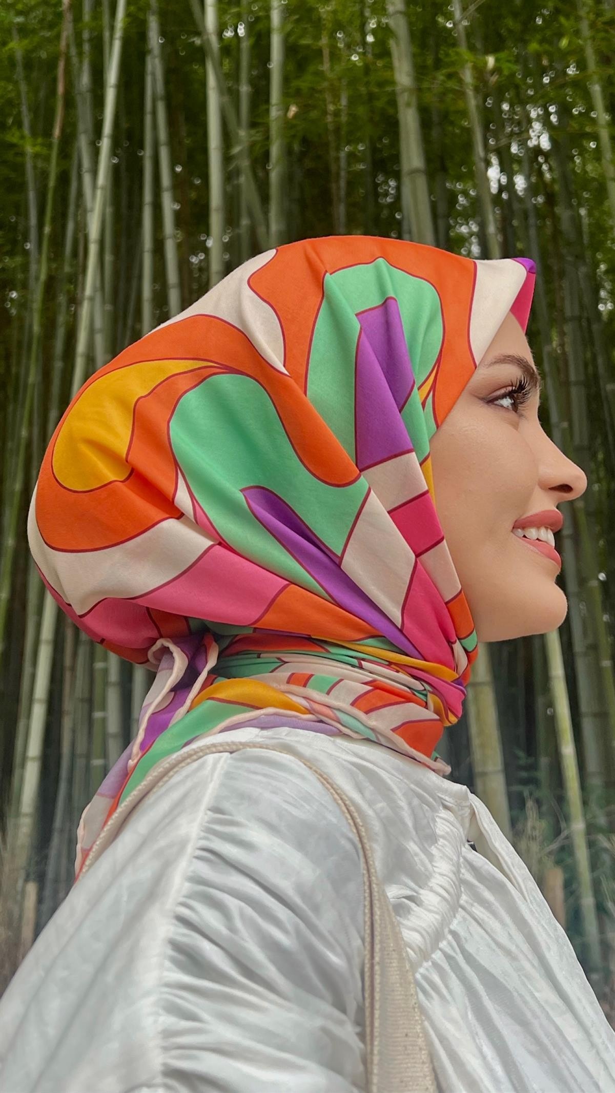 Kübra Koç Tercihi Pamuk Eşarp