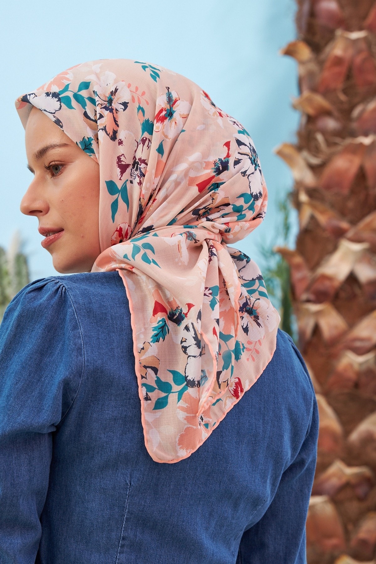 Çiçek Bahçesi Somon Yeşil Pamuk Viskon Eşarp