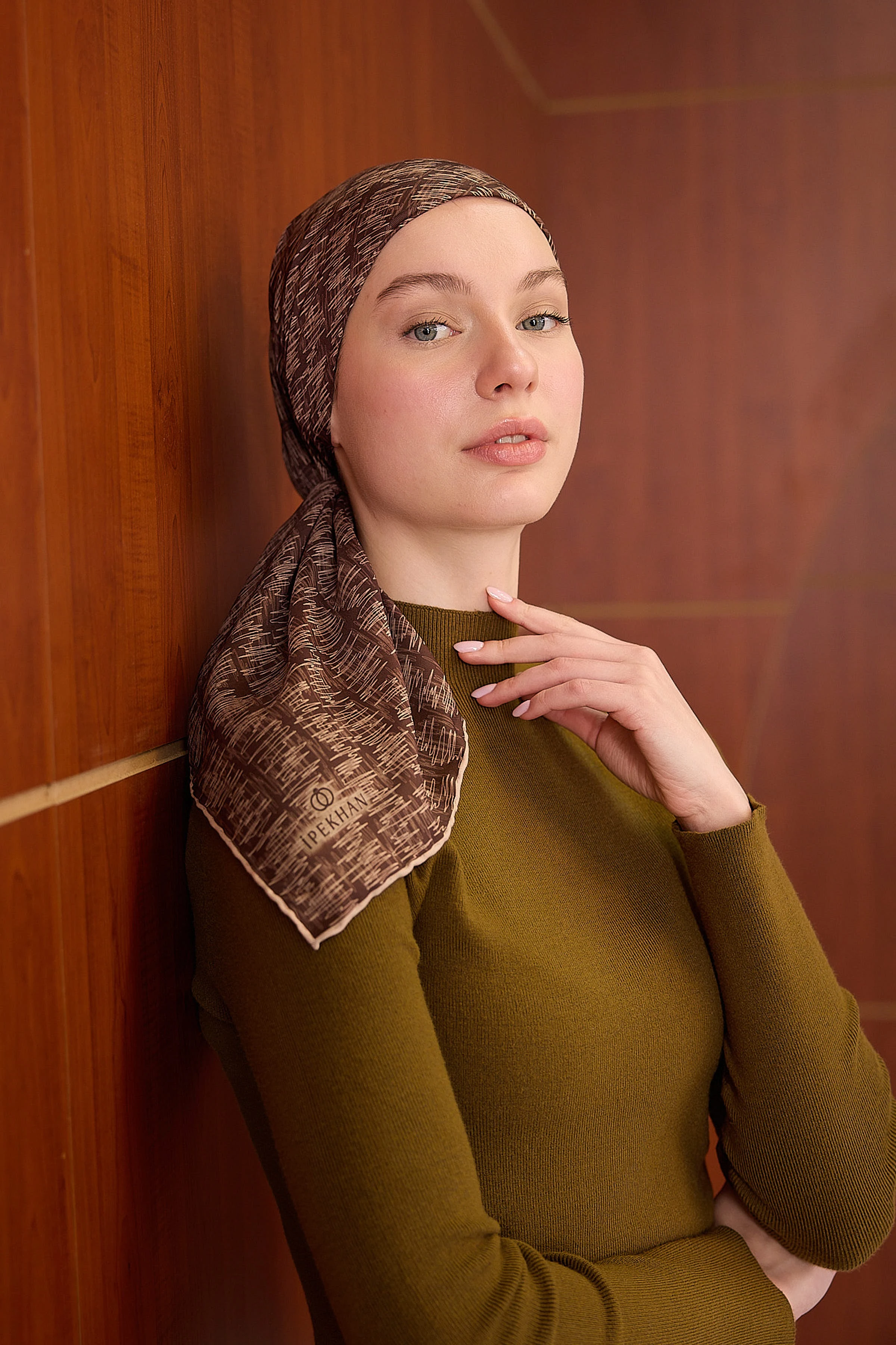 Winter Bloom Soft Eşarp 1240 - Kahverengi