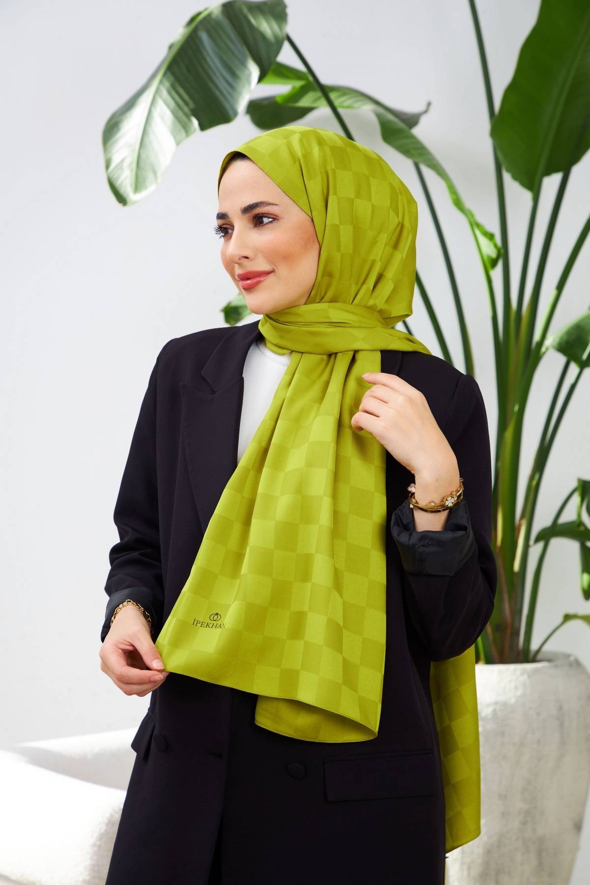 Yeni Dama Desen İpeksi Jakar Şal Yağ Yeşili 9007-15