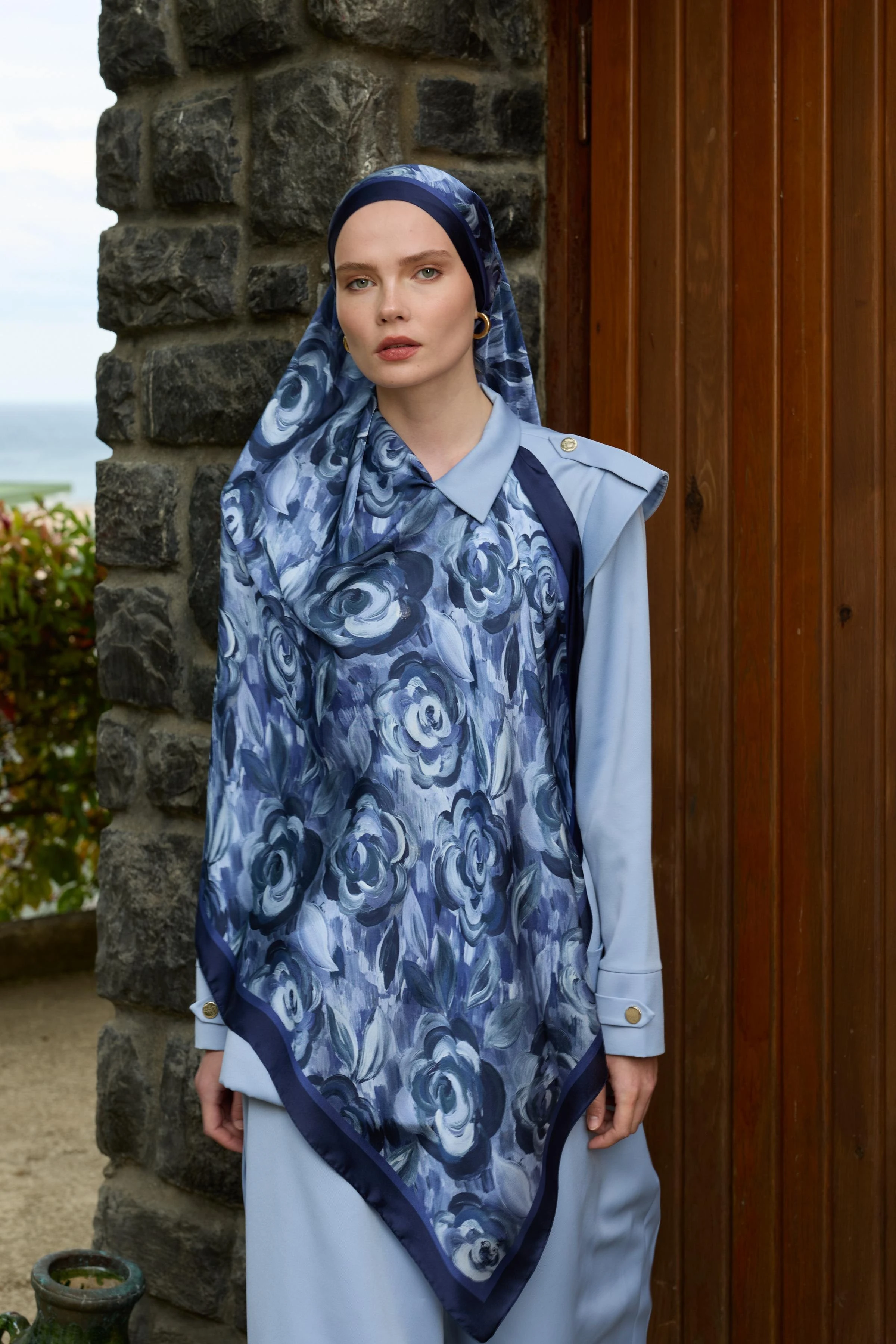 Winter Bloom Hint İpek Şal 5014 - Lacivert