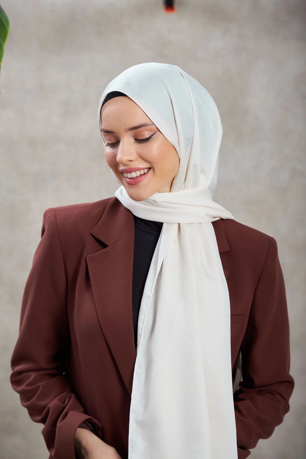 Alesa Desen İpeksi Jakar Şal Ekru 9003-06