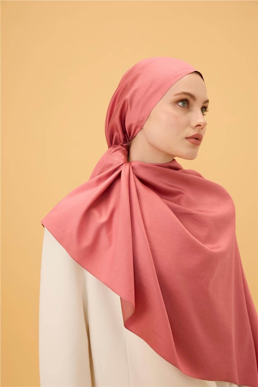 Pastel Pembe Düz Çift Taraflı İpek Şal Modeli