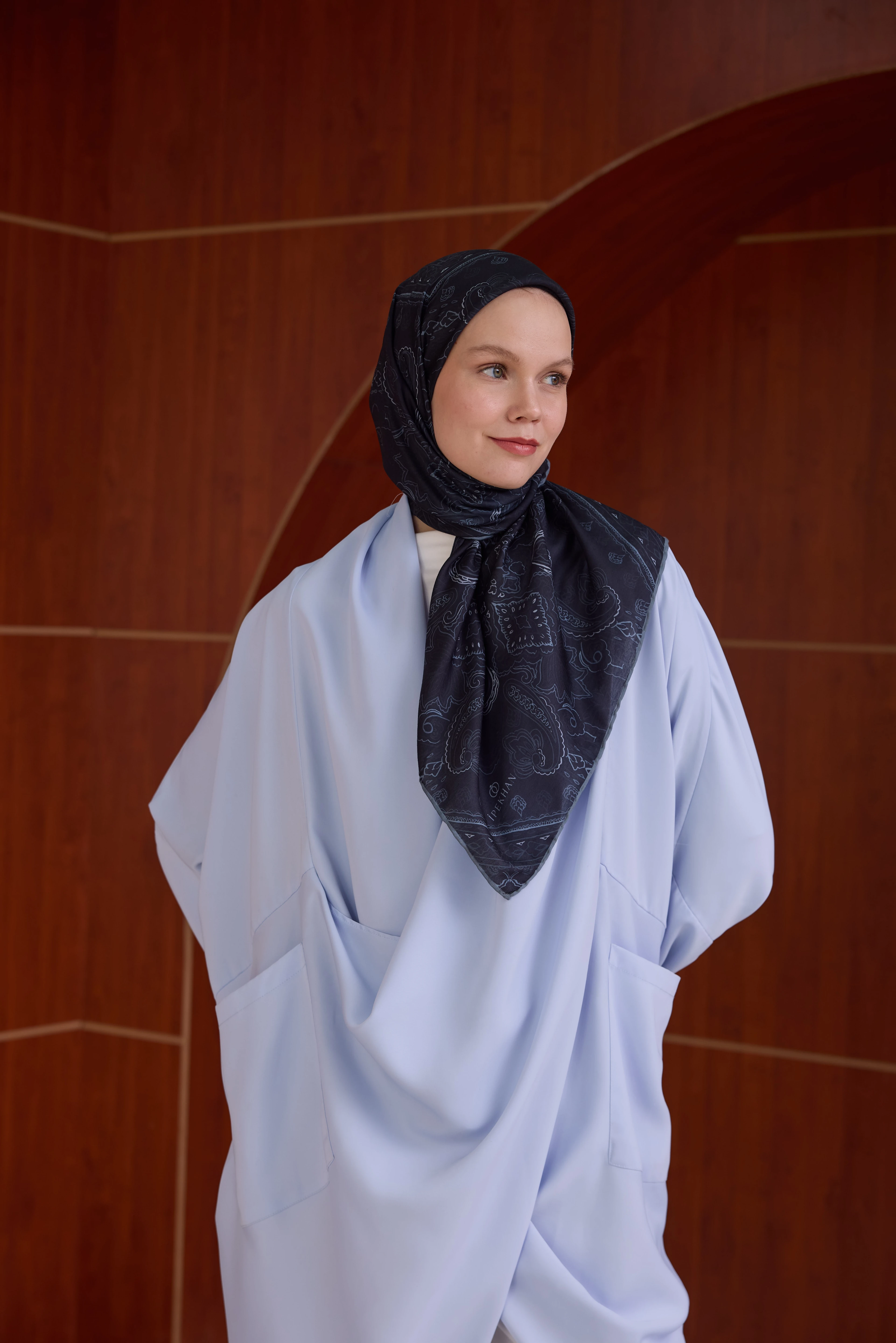 Winter Bloom Soft Eşarp 1243 - Lacivert