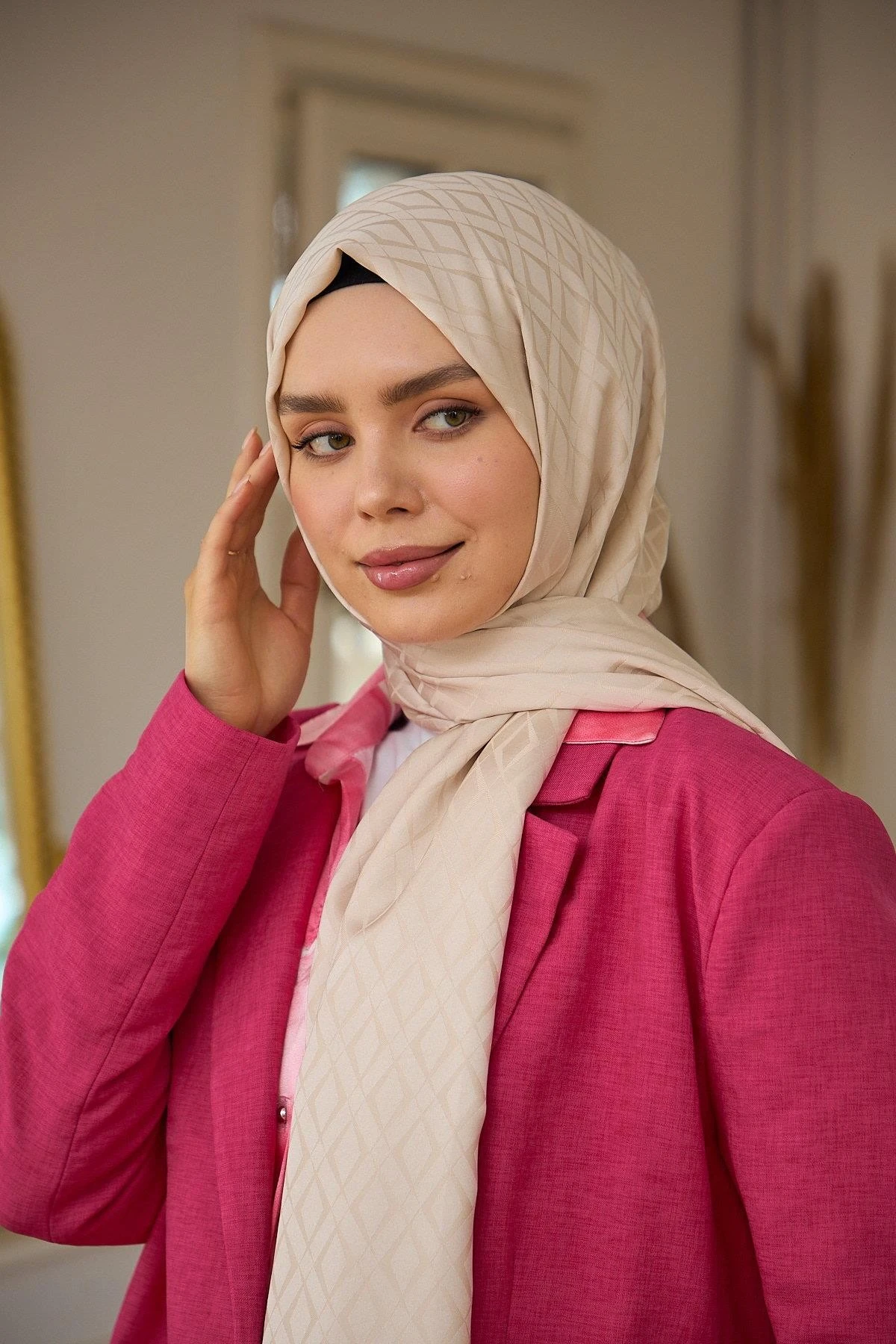 Yaz Işıltısı Koleksiyonu İpeksi Jakar Şal Fildişi 9015-12