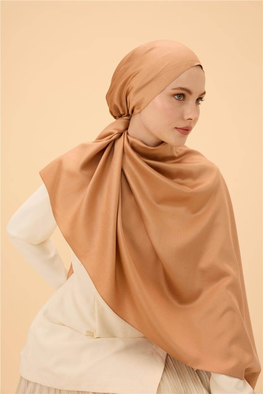 Bal Köpüğü Düz Çift Taraflı İpek Şal Modeli