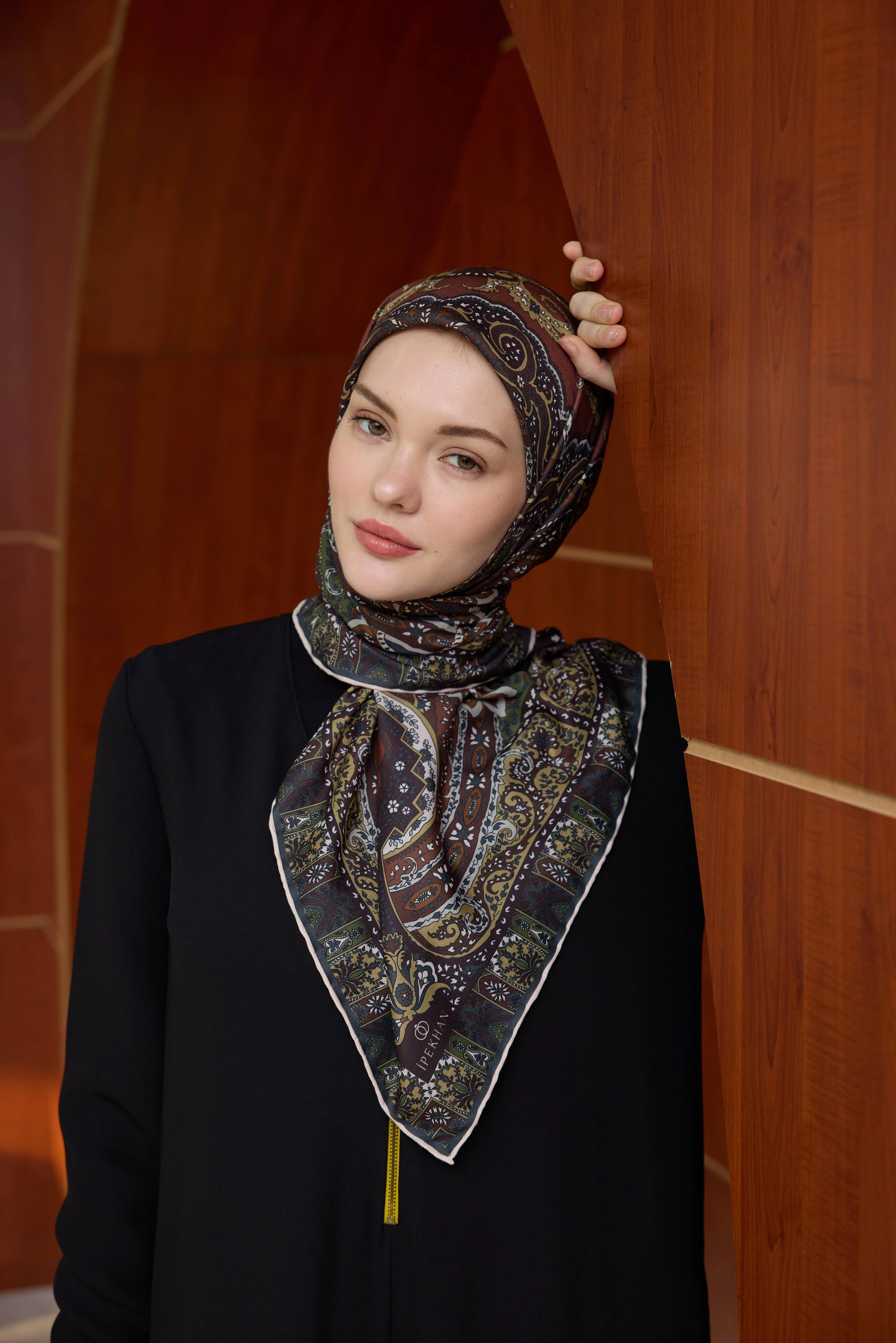 Winter Bloom Soft Eşarp 1241 - Tarçın