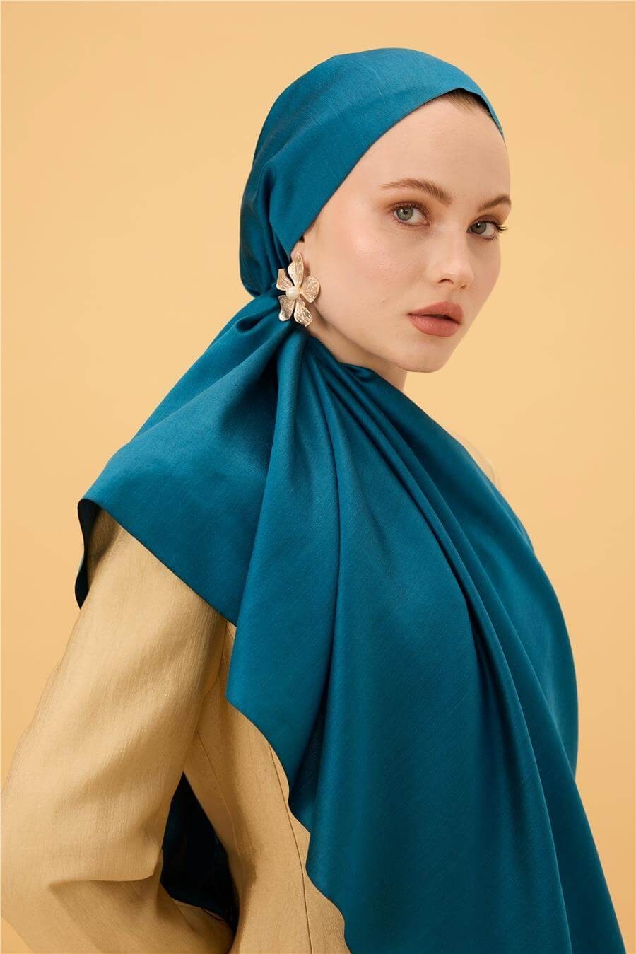 Turkuaz Mavi Düz Çift Taraflı İpek Şal Modeli