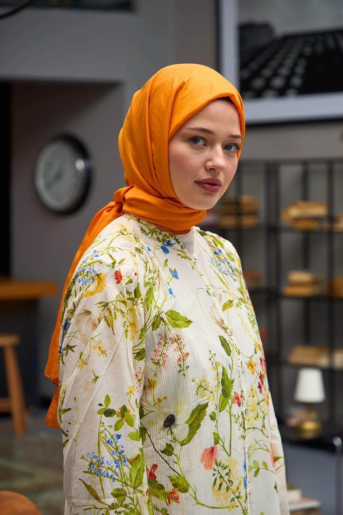 Düz Desen Vual Şal Turuncu Vual İpek Şal - 9800-11