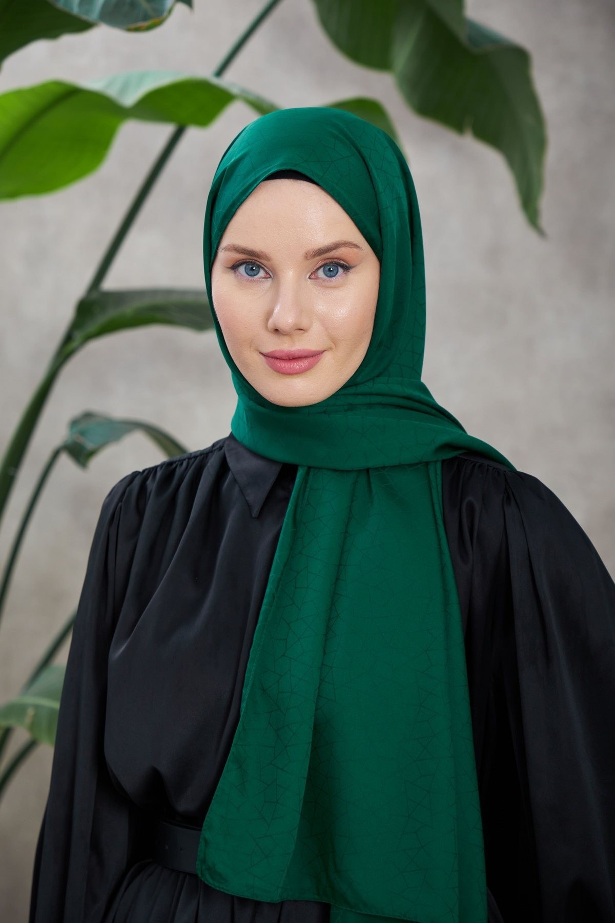 Novvela Desen İpeksi Jakar Şal Zümrüt Yeşili 9008-13